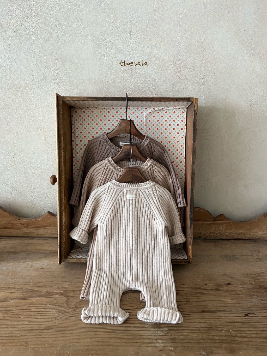 正韓春lalla 嫩嬰三色直條連身包屁衣