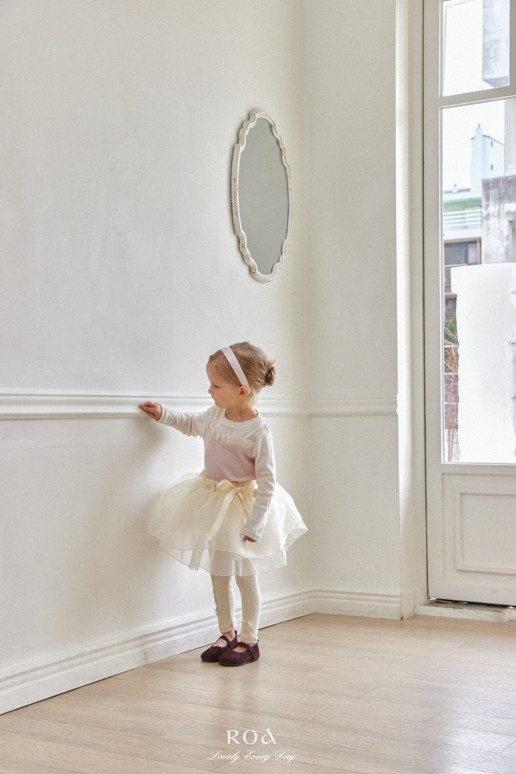 正韓春ROA 三色蝴蝶結內搭褲