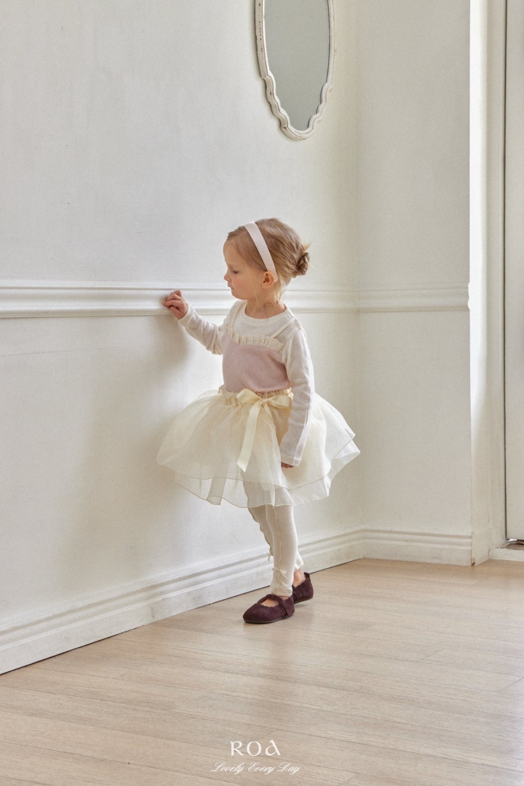 正韓春ROA 三色蝴蝶結內搭褲