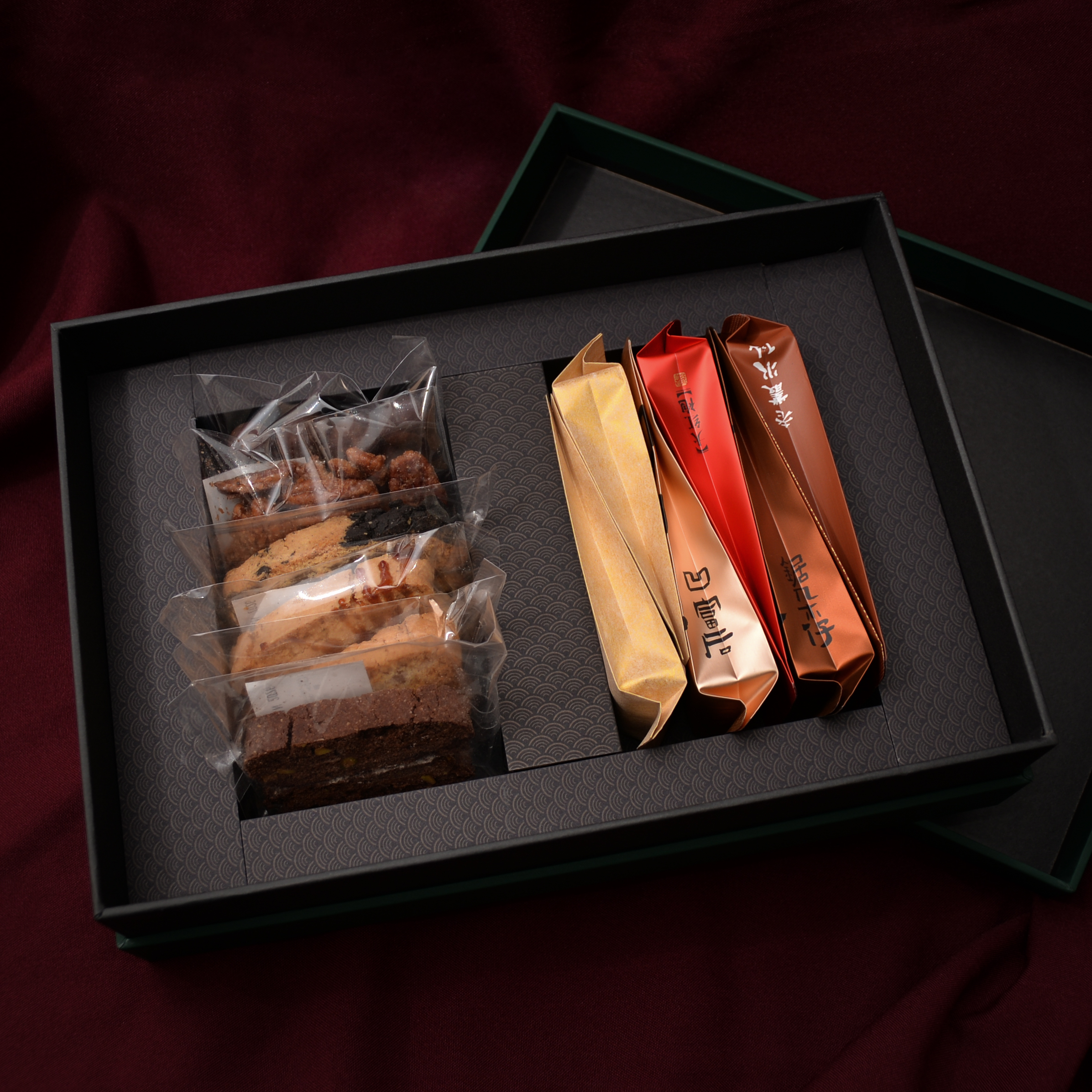 tilligetup x 茶思 純素曲奇及茶葉禮盒