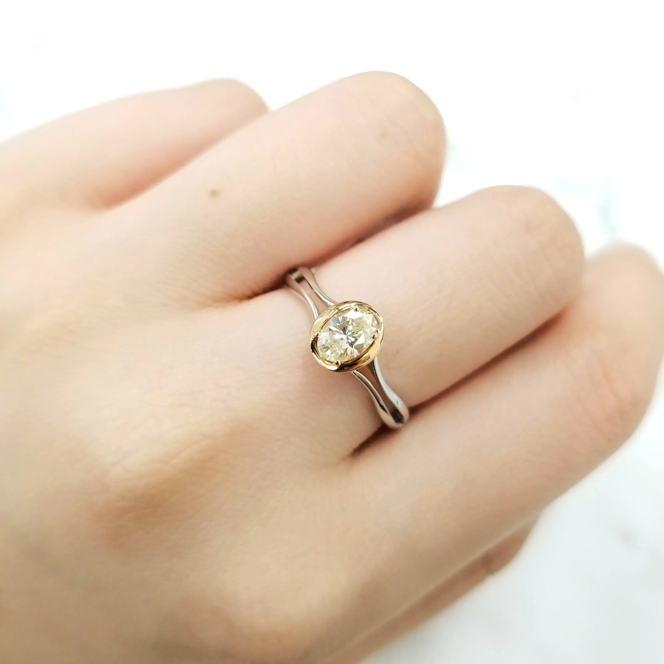 全新18K金【單粒44份蛋形鑽石】戒指