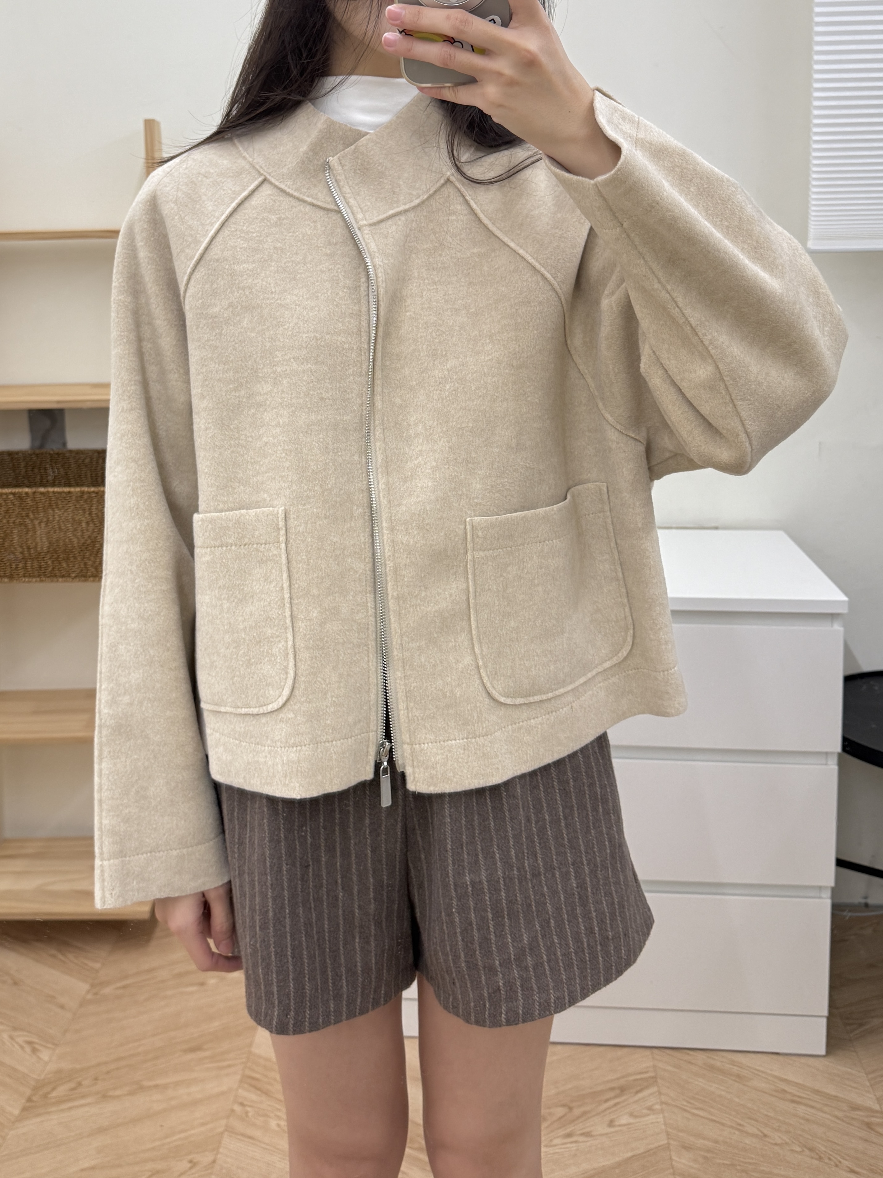 立領羊絨簡約外套