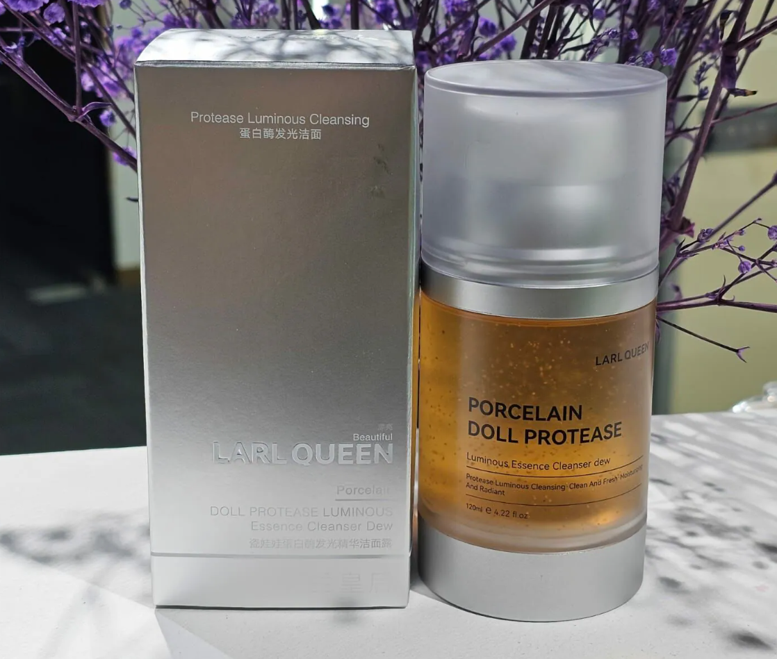 4 ESSENCE CLEANSER DEW