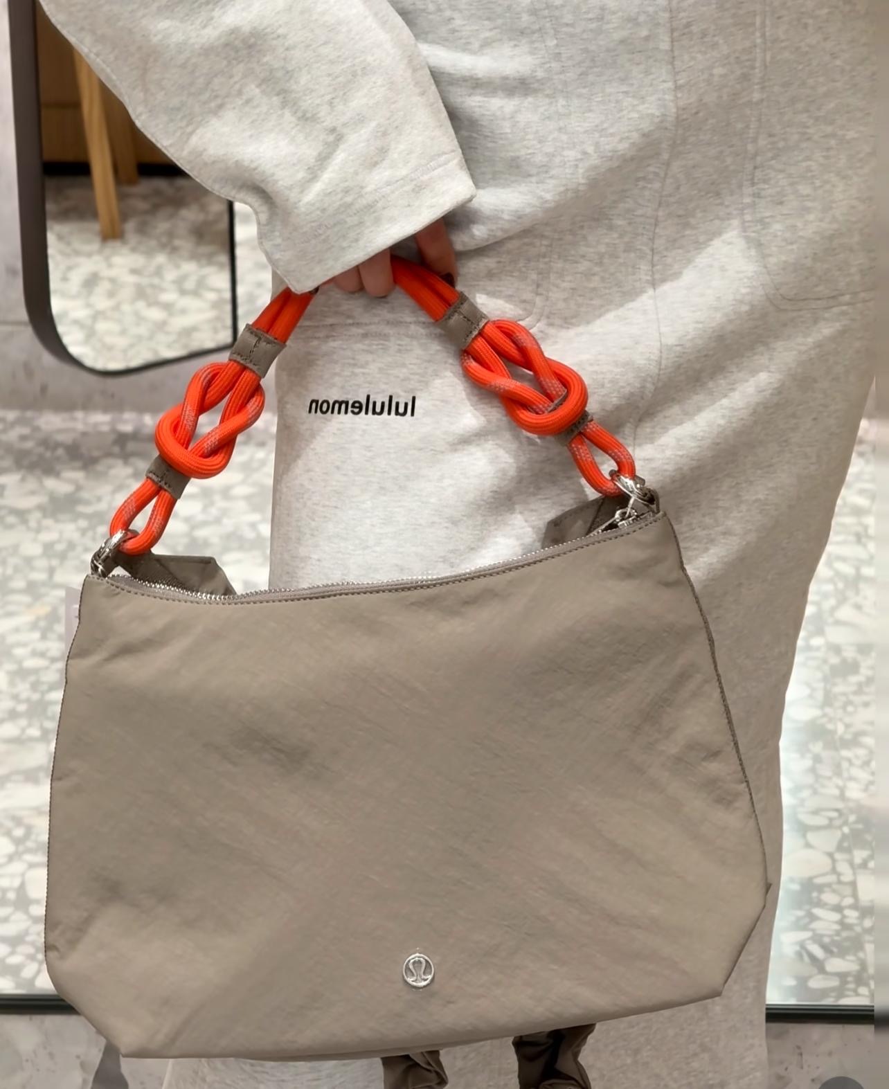 260129  美國 Lululemon 抓皺斜背包｜6.5L