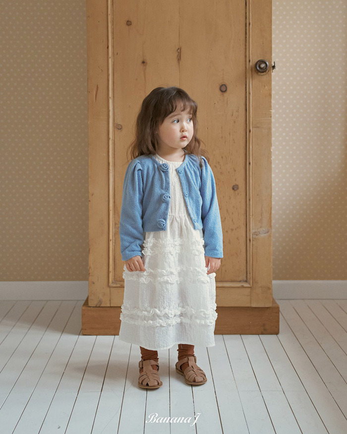 正韓春Bananaj 兩色玫瑰花短版外套