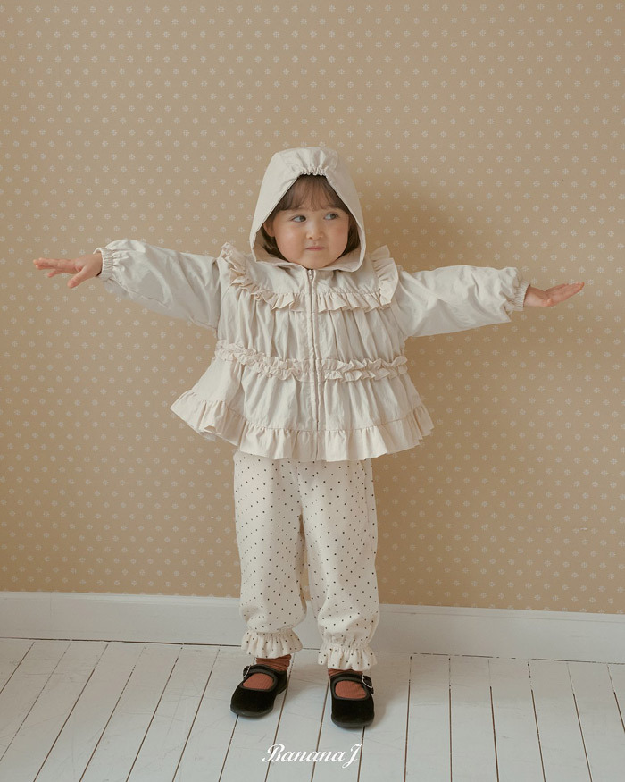 正韓春Bananaj 兩色花邊連帽外套