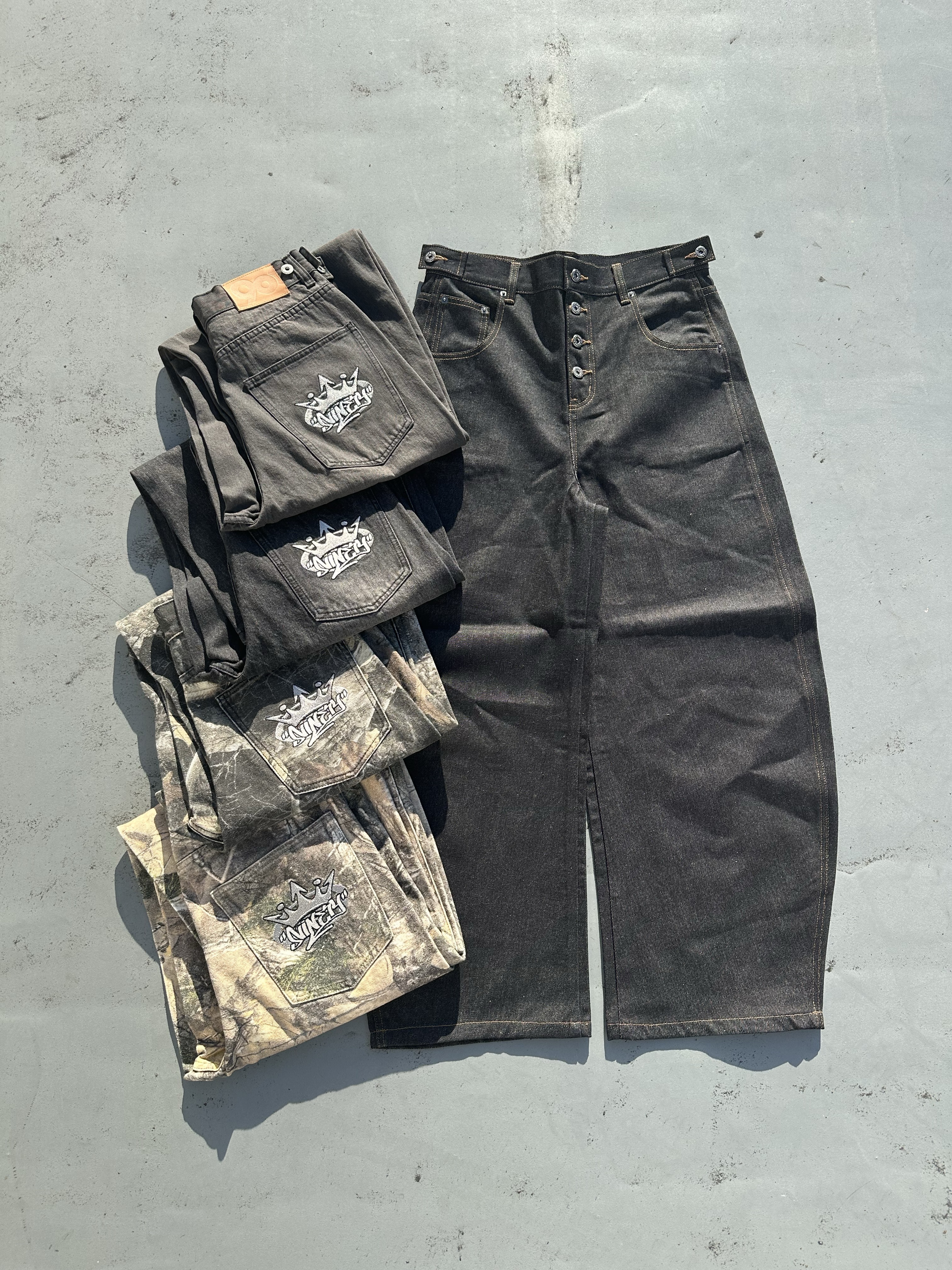 King Logo Slub Denim Buggy Pants