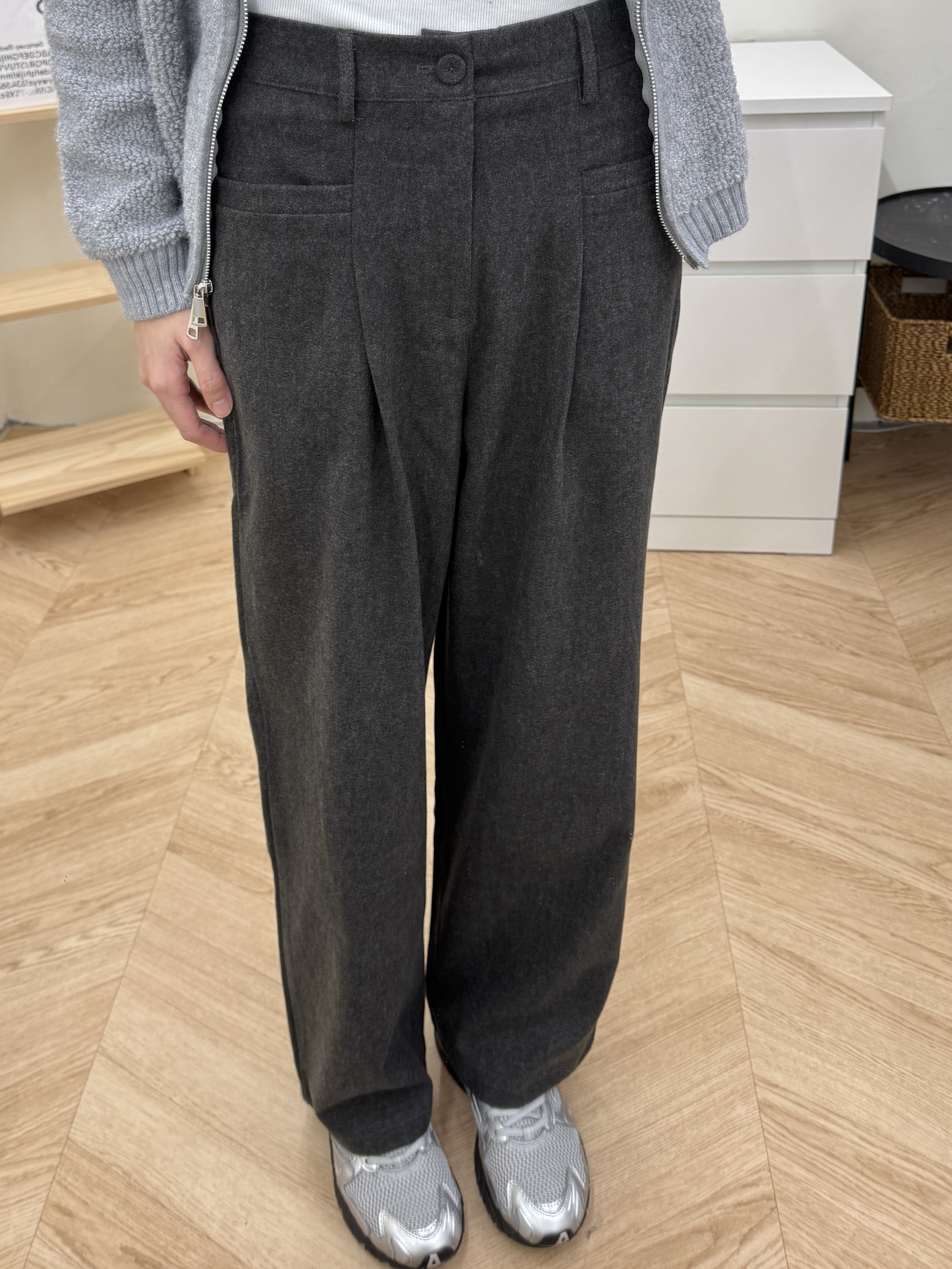 前雙口袋毛呢長褲