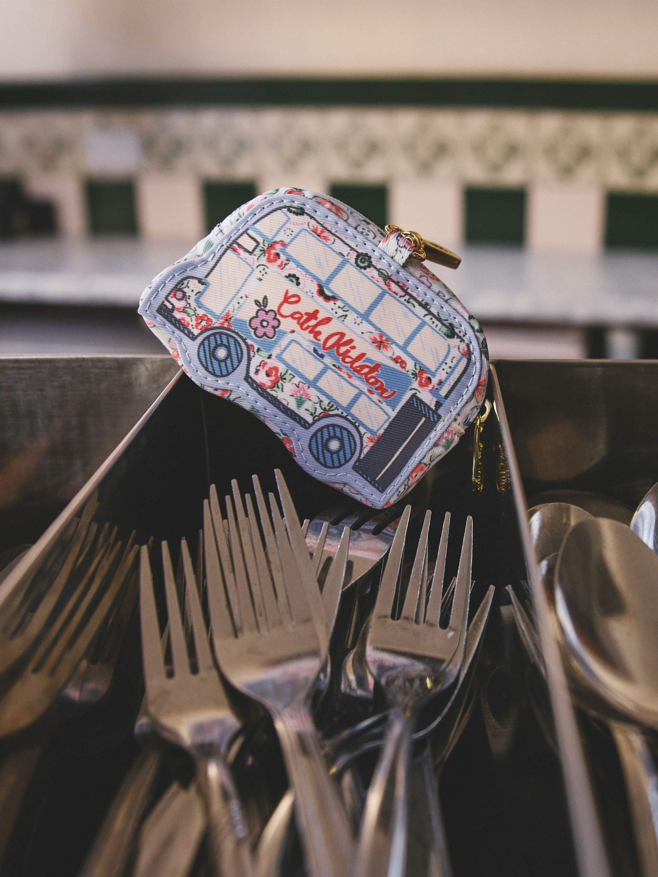 Queenies London 倫敦巴士造型零錢包