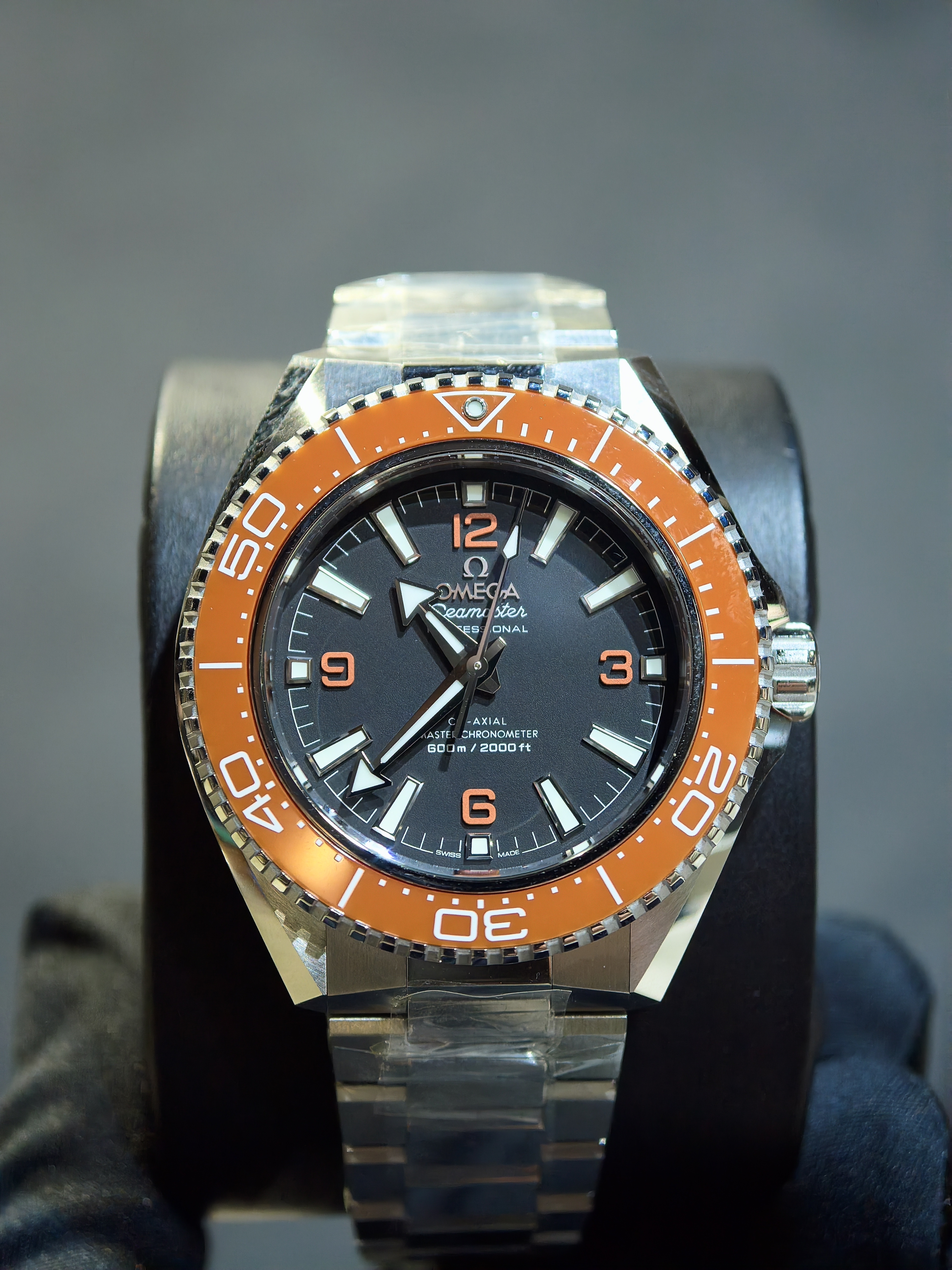 BRAND NEW OMEGA  217.30.42.21.01.003 21730422101003 SEA MASTER 600M STEEL PLANET OCEAN BLACK DIAL ORANGE CERAMIC BEZEL STEEL 42MM