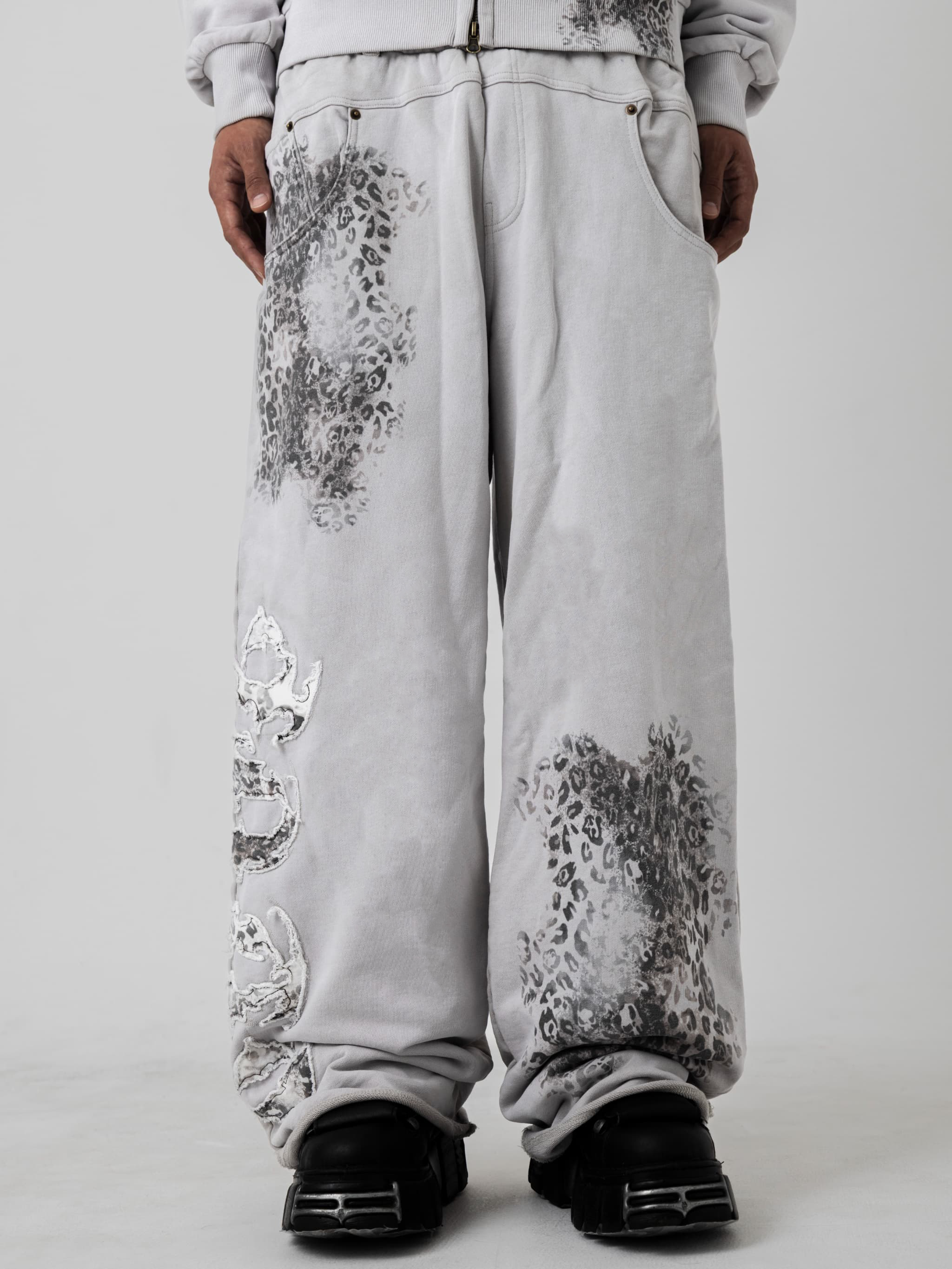 Fade Skull Leo Pants