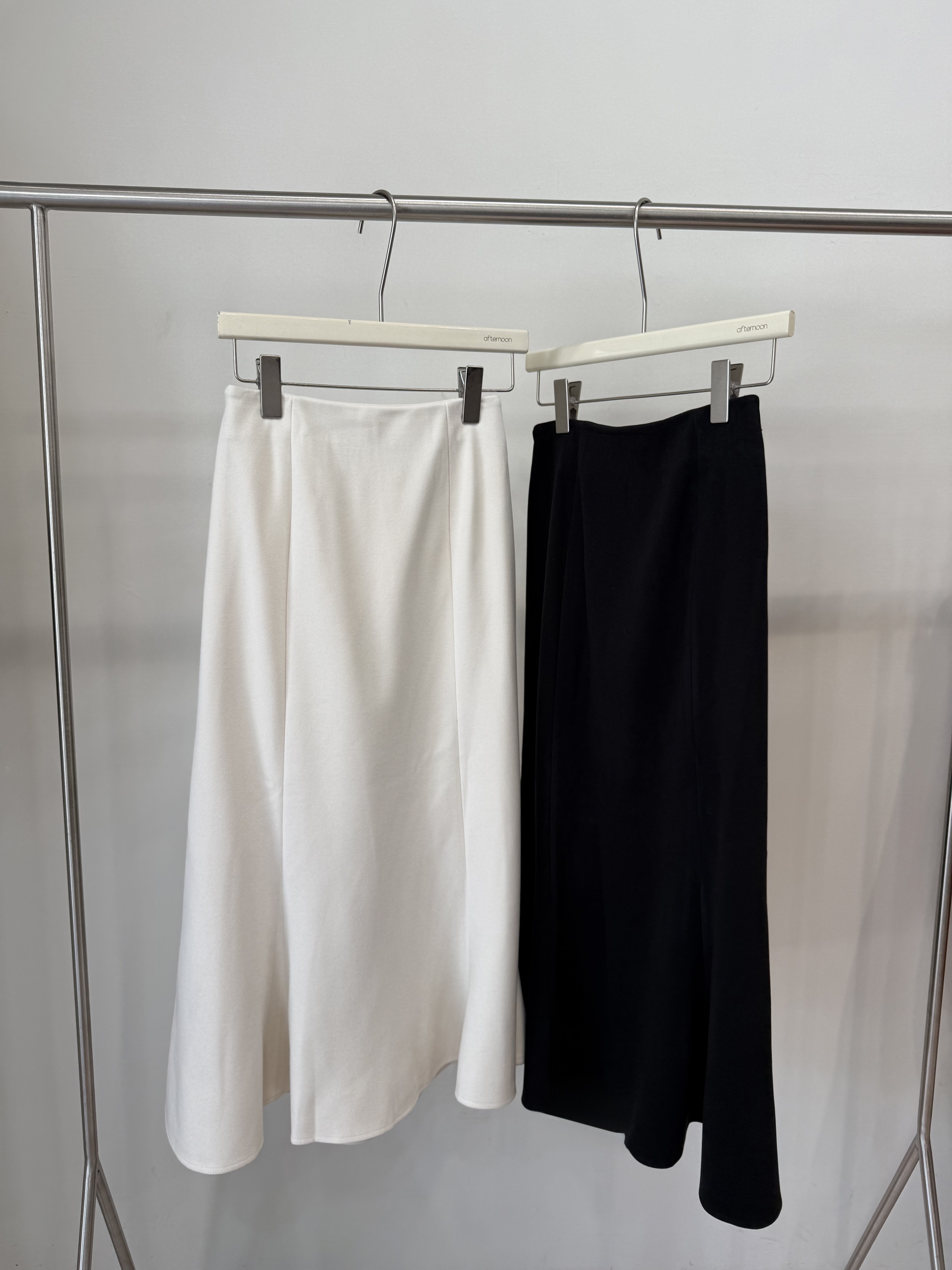 890 優雅毛呢魚尾長裙