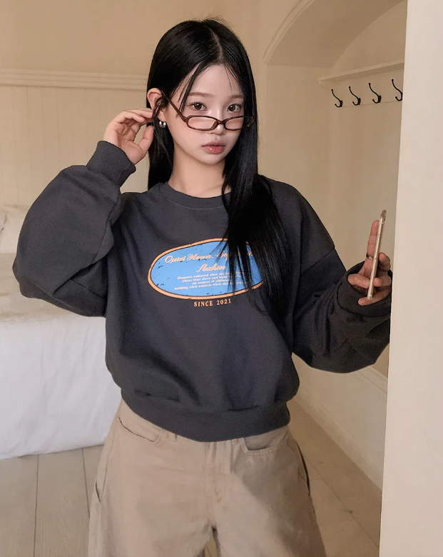 春季預訂｜Luxin 寬鬆復古裂紋印花衛衣