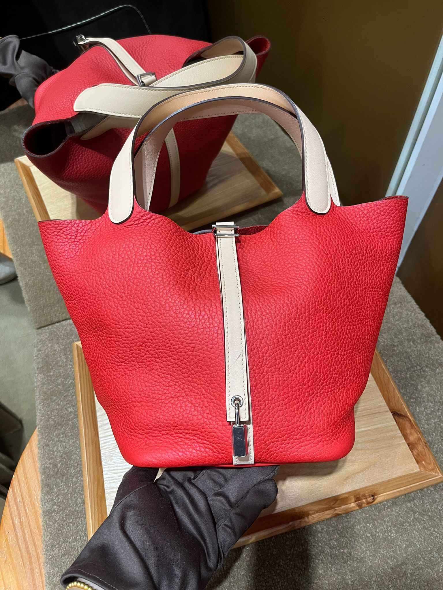 Picotin lock 22 紅色 ck tc X  (二手 95% new)