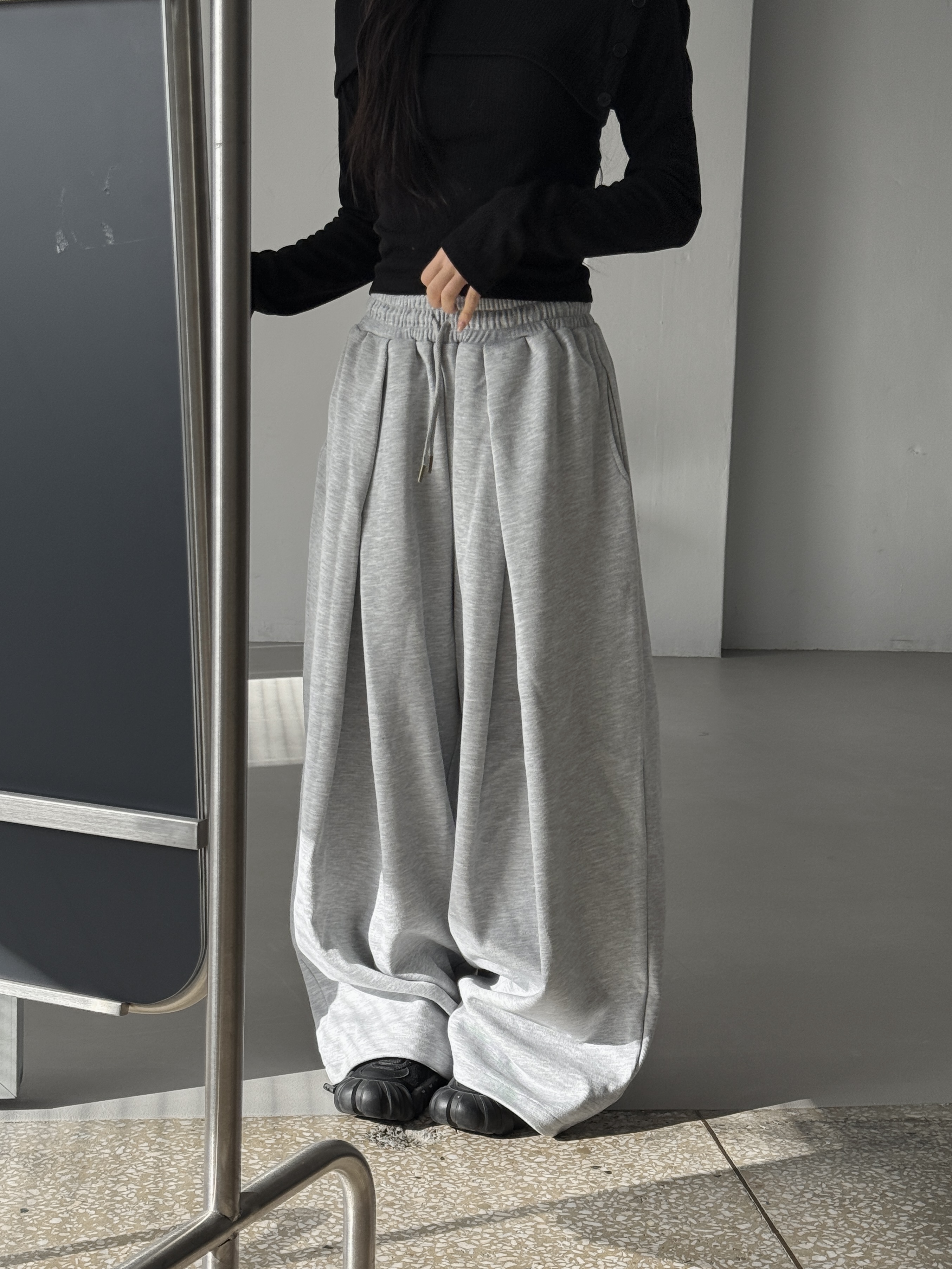 ［IDEAL MADE］立體摺線 寬鬆闊腿棉褲（灰）