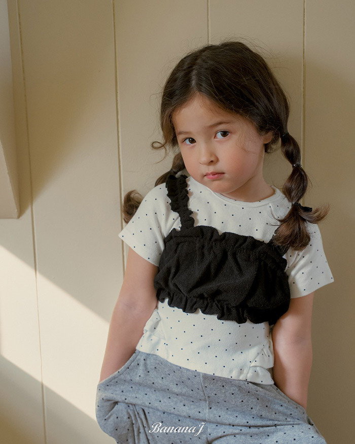 正韓春Bananaj 兩色波點短版俏皮上衣