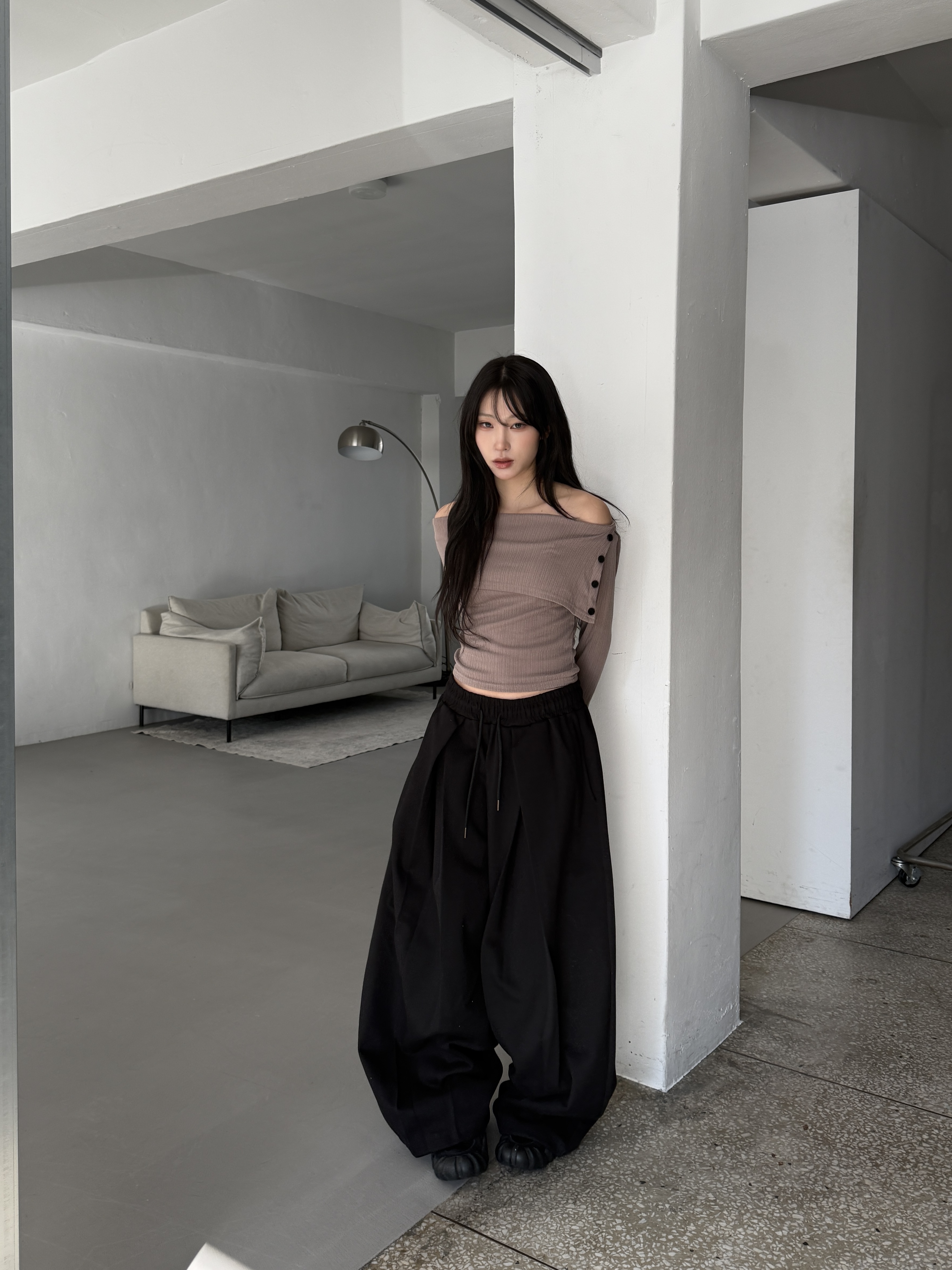 ［IDEAL MADE］立體摺線 寬鬆闊腿棉褲（黑）