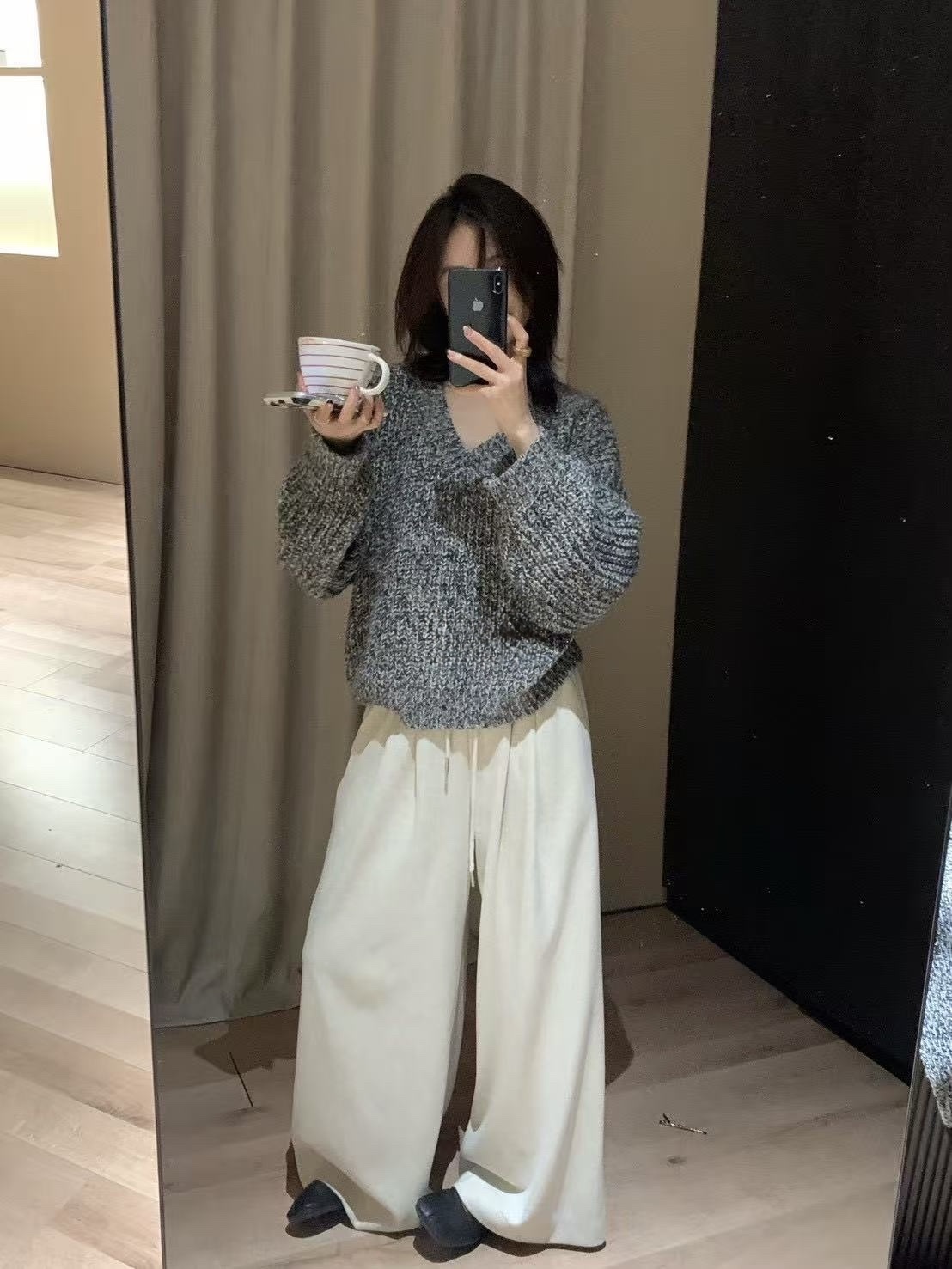 276 雜色v領毛衣