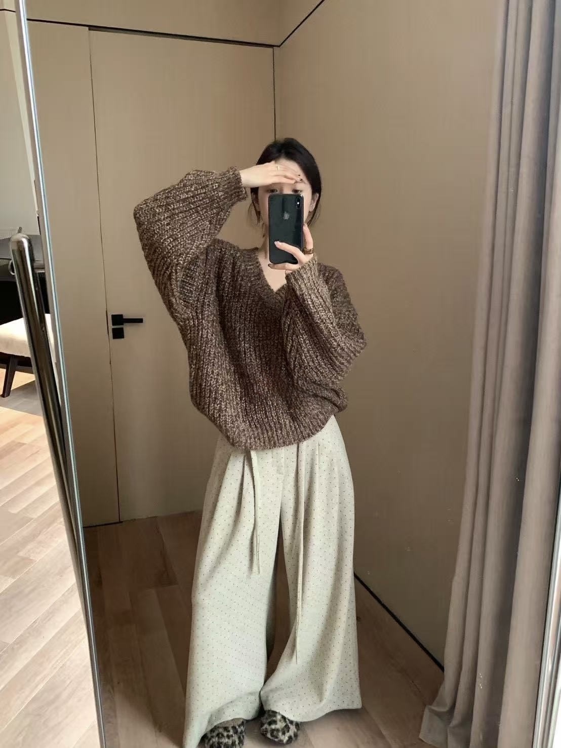 276 雜色v領毛衣