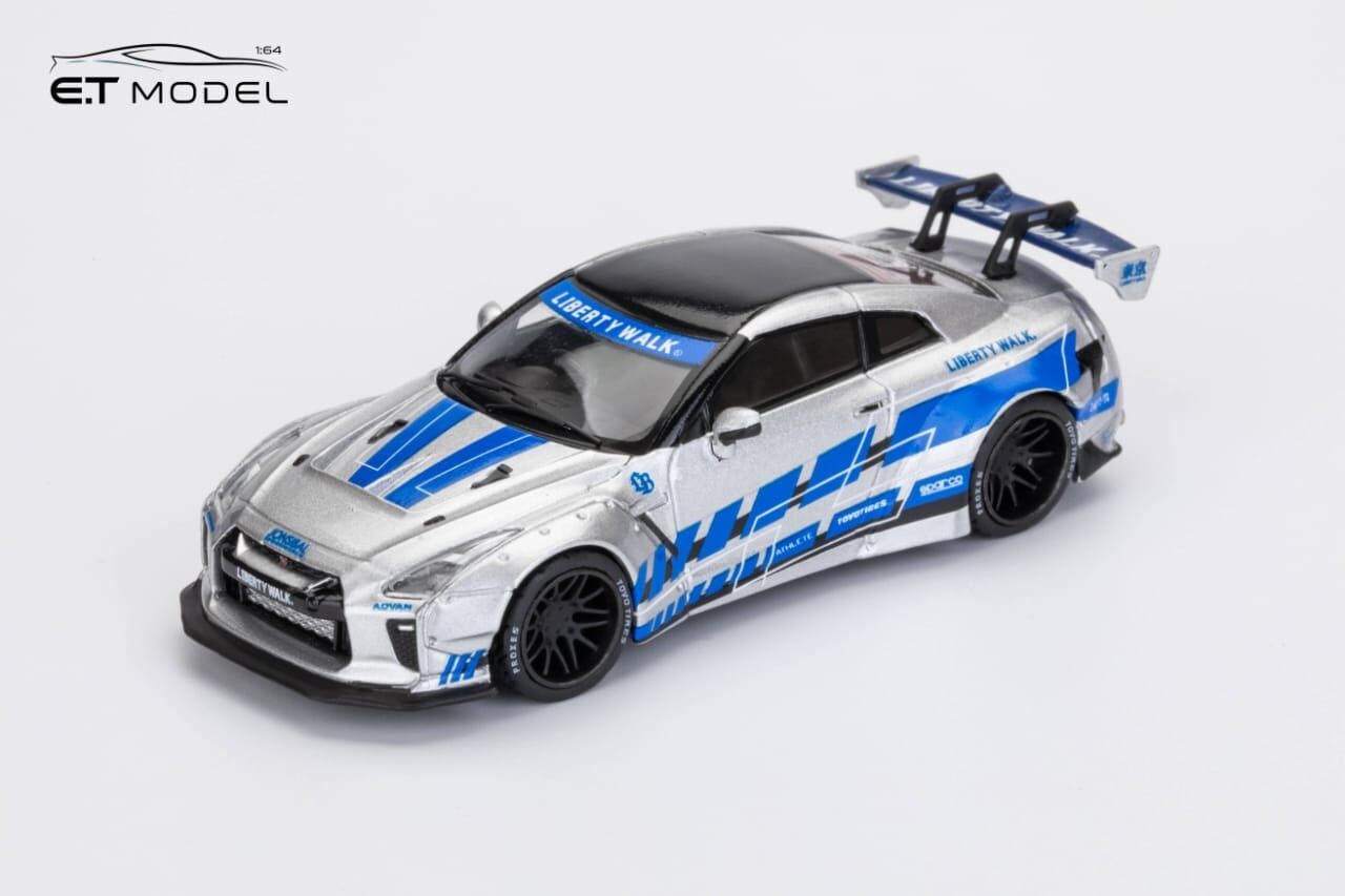 預訂:1/64 ET Model Nissan GT-R R35 FNF Silver/ Blue (ETNR35FNFSBL )