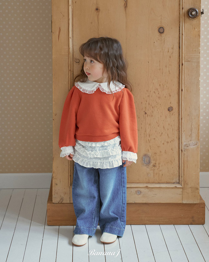 正韓春Bananaj 兩色娃娃領上衣