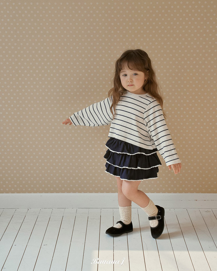 正韓春Bananaj 兩色寬鬆條紋上衣