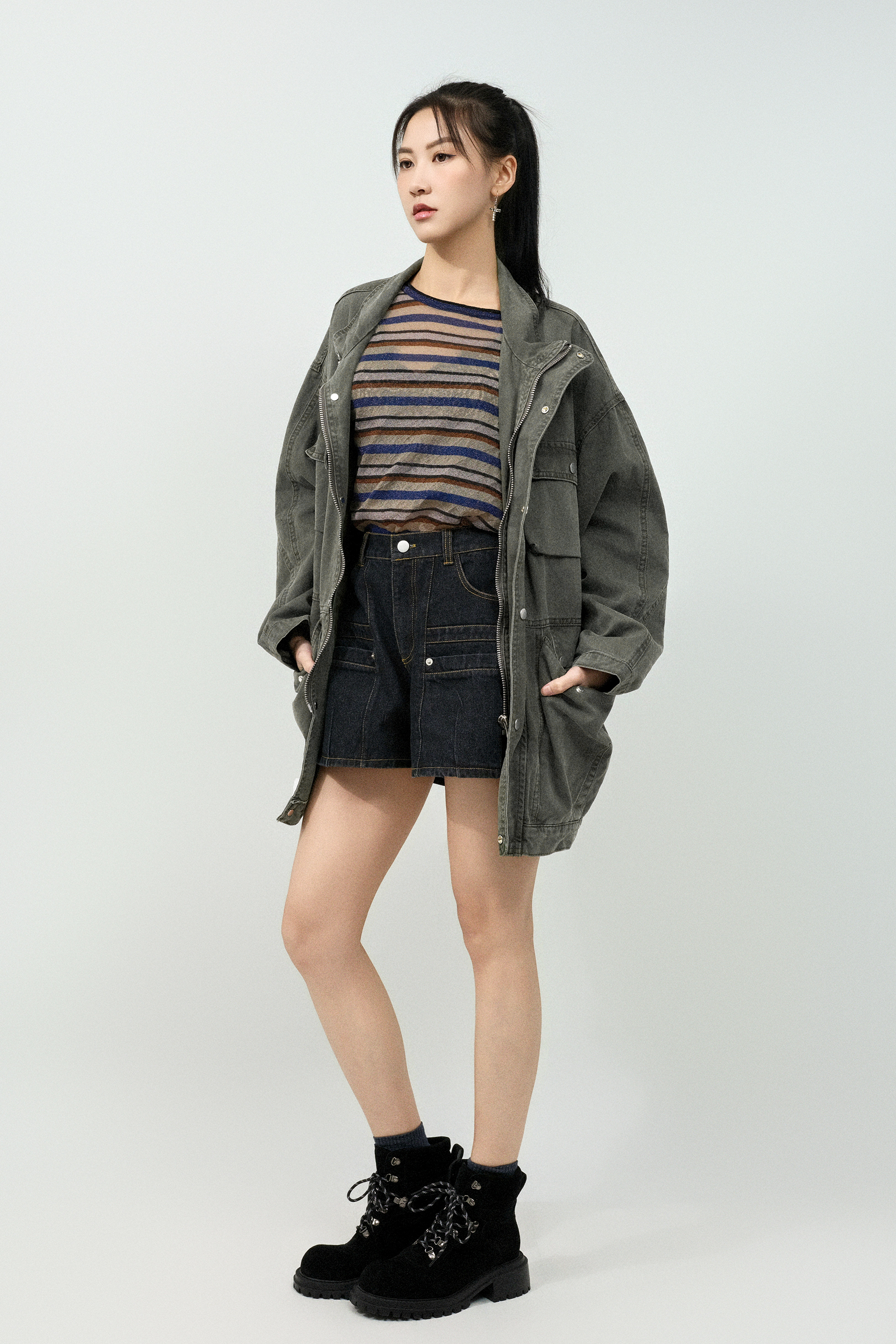 FW25_0352（外套＋上衣＋短褲）