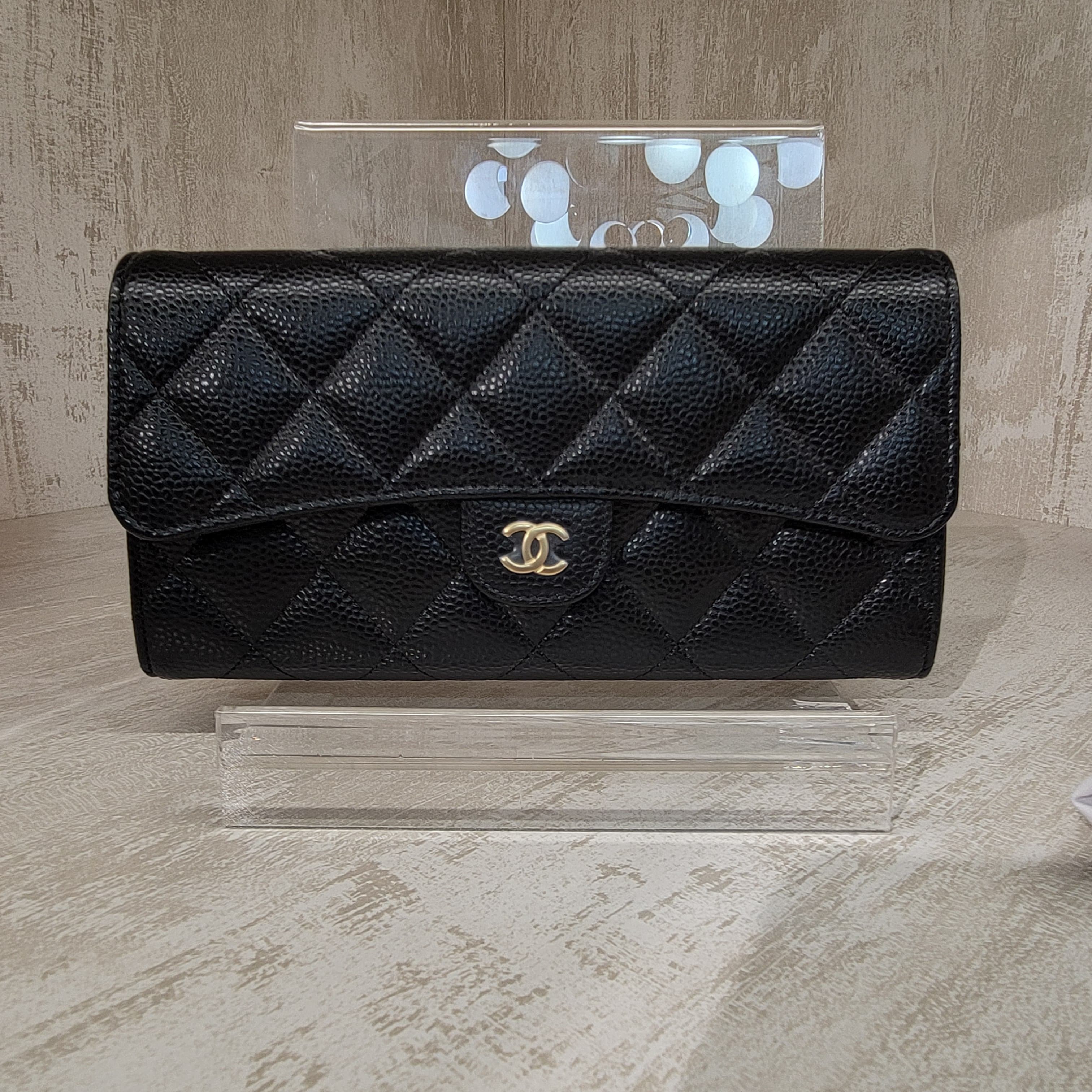 CHANEL AP0241 LONG WALLET CAVIAR BLACK GOLD 經典款啪鈕長銀包 AP0241黑色金扣 牛皮