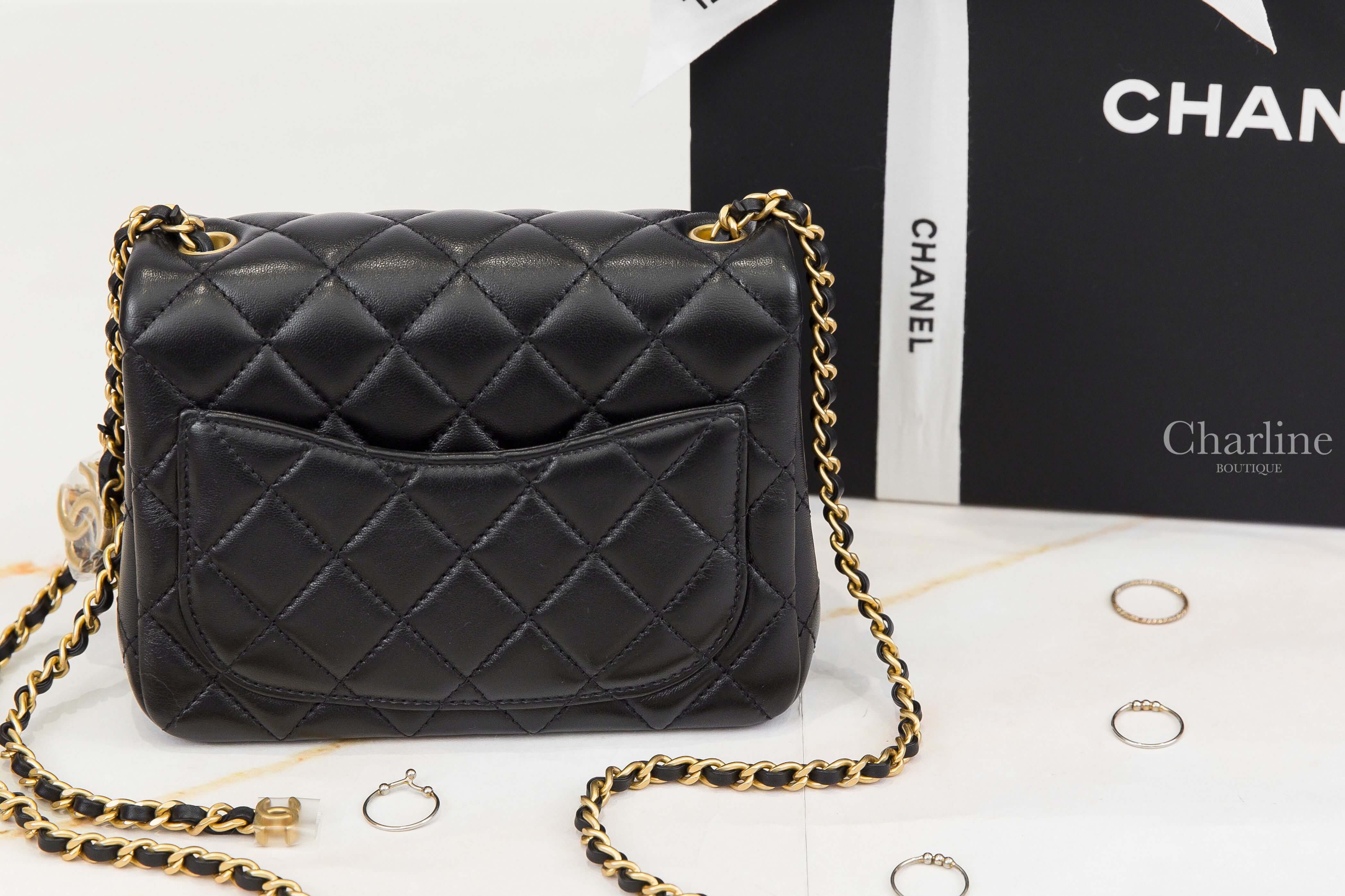 Chanel Mini Flap Bag 黑色立體金CC金鍊金色內裡17cm小羊皮菱格紋肩背包-Charline Boutique 精品代購