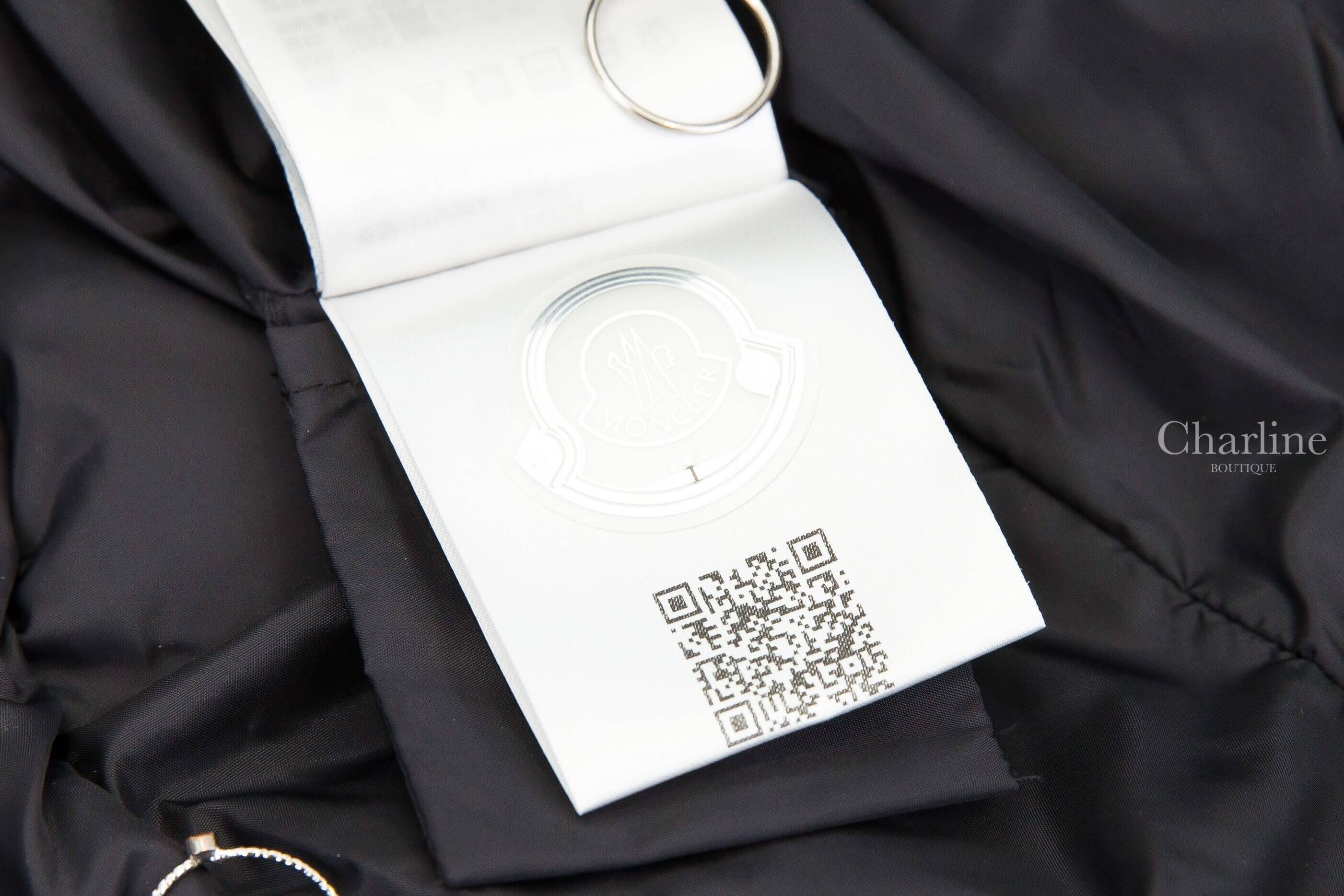 Moncler Flammette Hooded Long Down Jacket 黑色長版收腰連帽拉鍊輕羽絨外套-Charline Boutique 精品代購