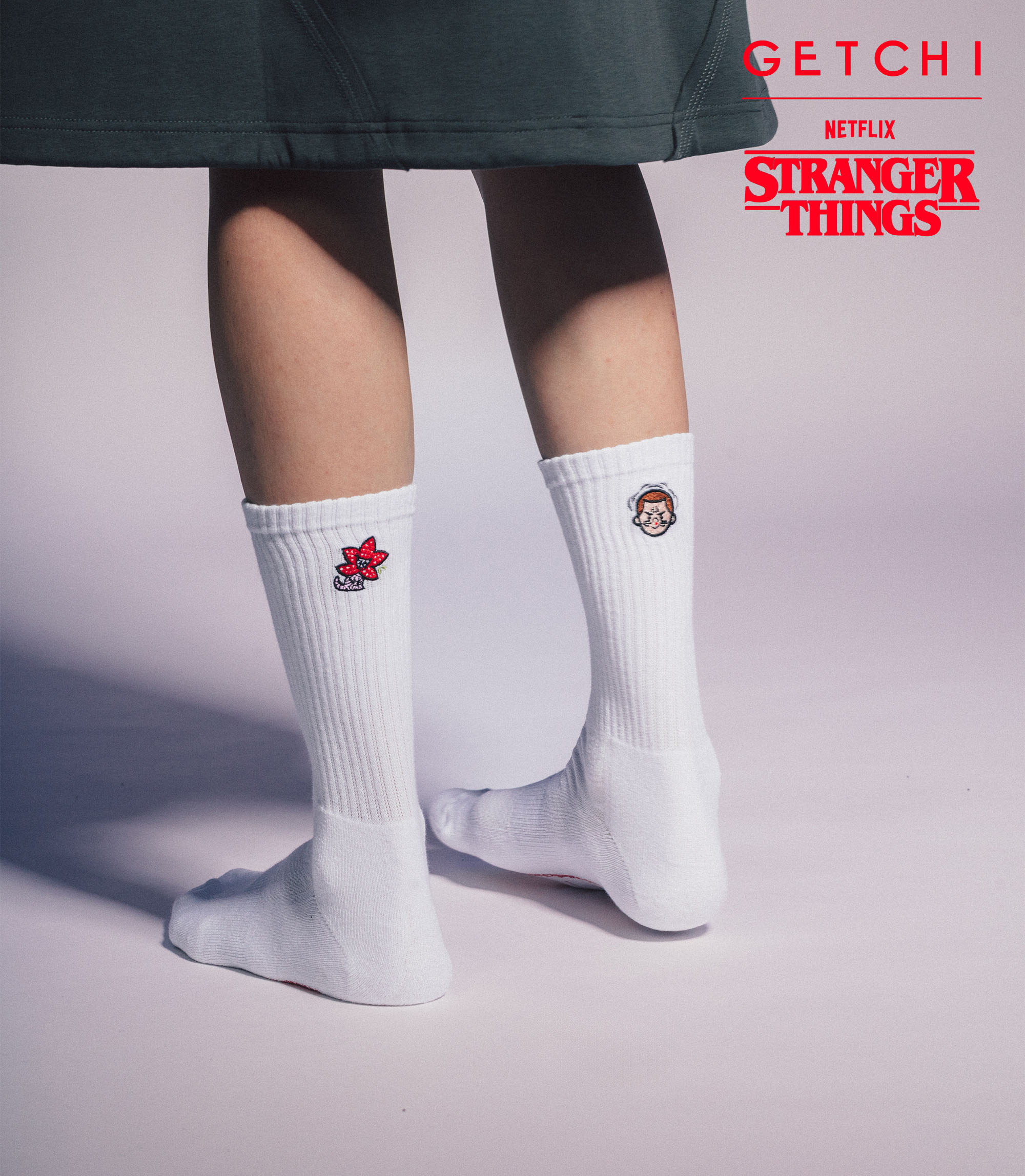 (現貨)Getchi X Stranger Things Q版主角系列襪子(黑/白)