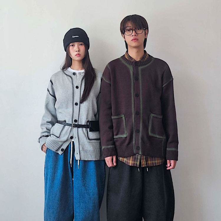 日常穿搭｜極簡線條開衫情侶裝（兩色）