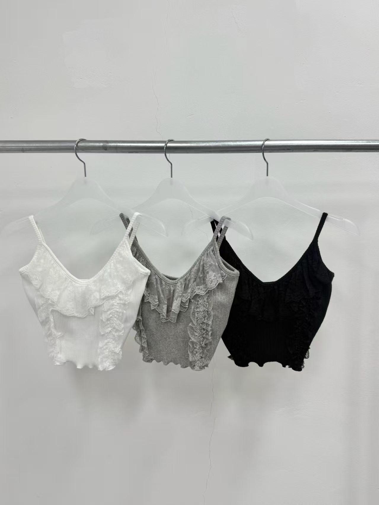 MS5402 蕾絲性感短版吊帶