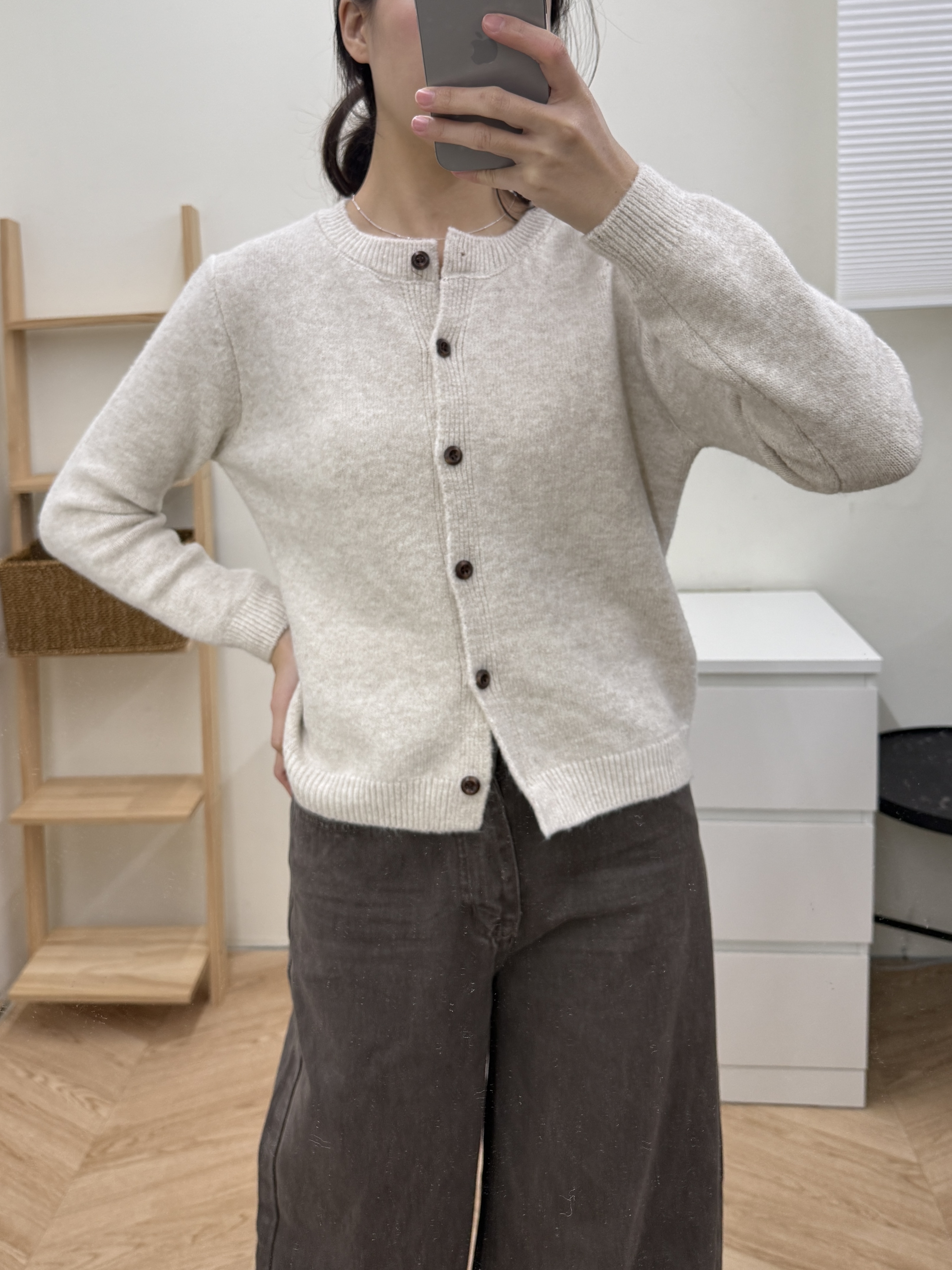 圓領排扣毛衣附針織領巾*2色