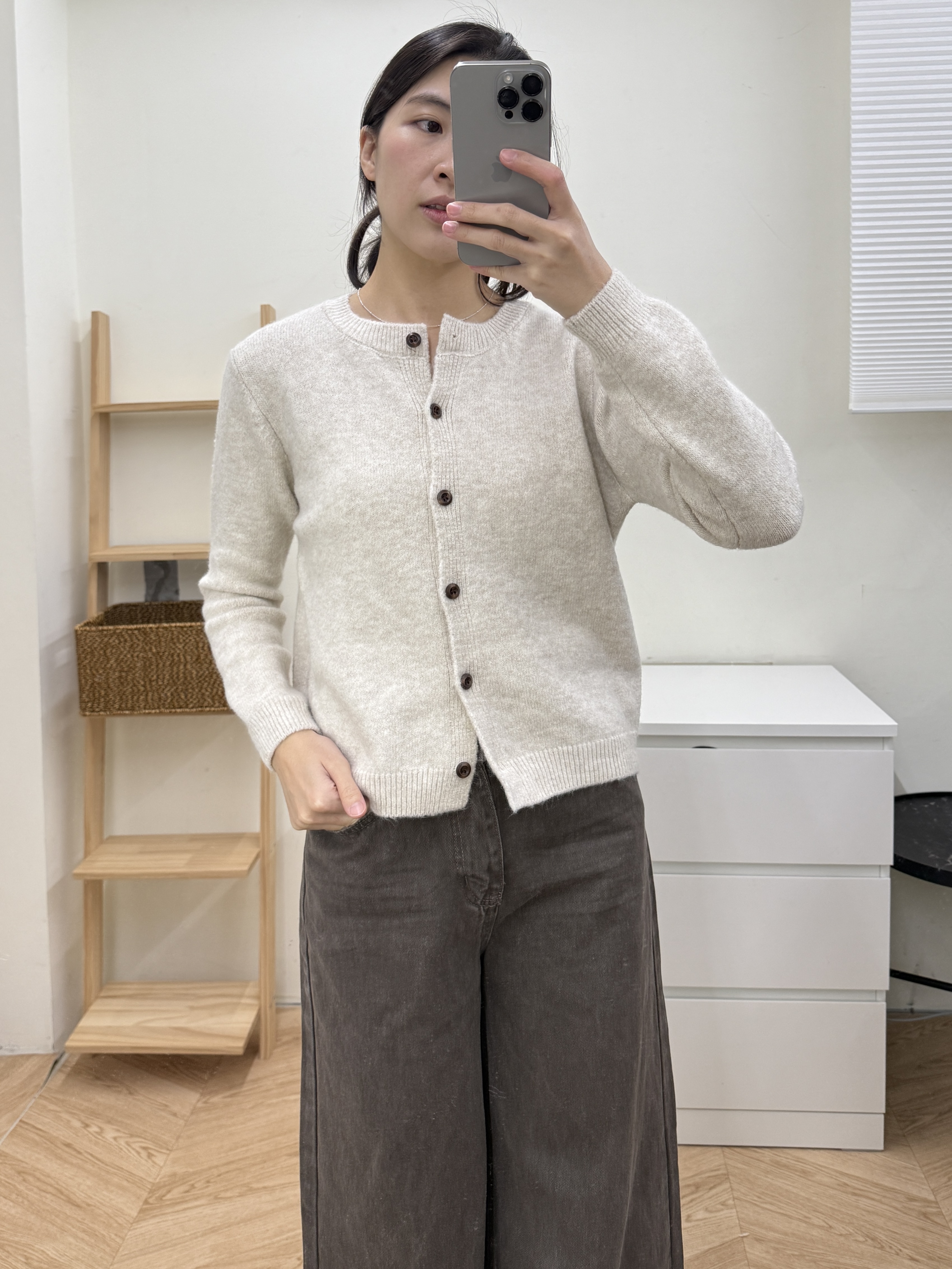 圓領排扣毛衣附針織領巾*2色