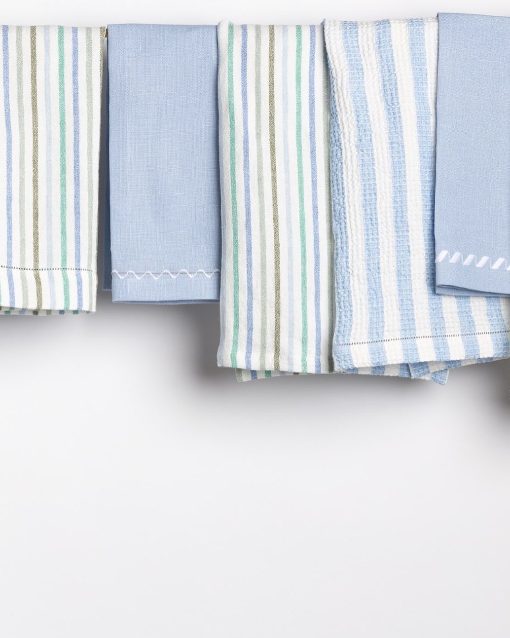 Montecatini 蜂巢條紋毛巾＿雪白／加爾達藍