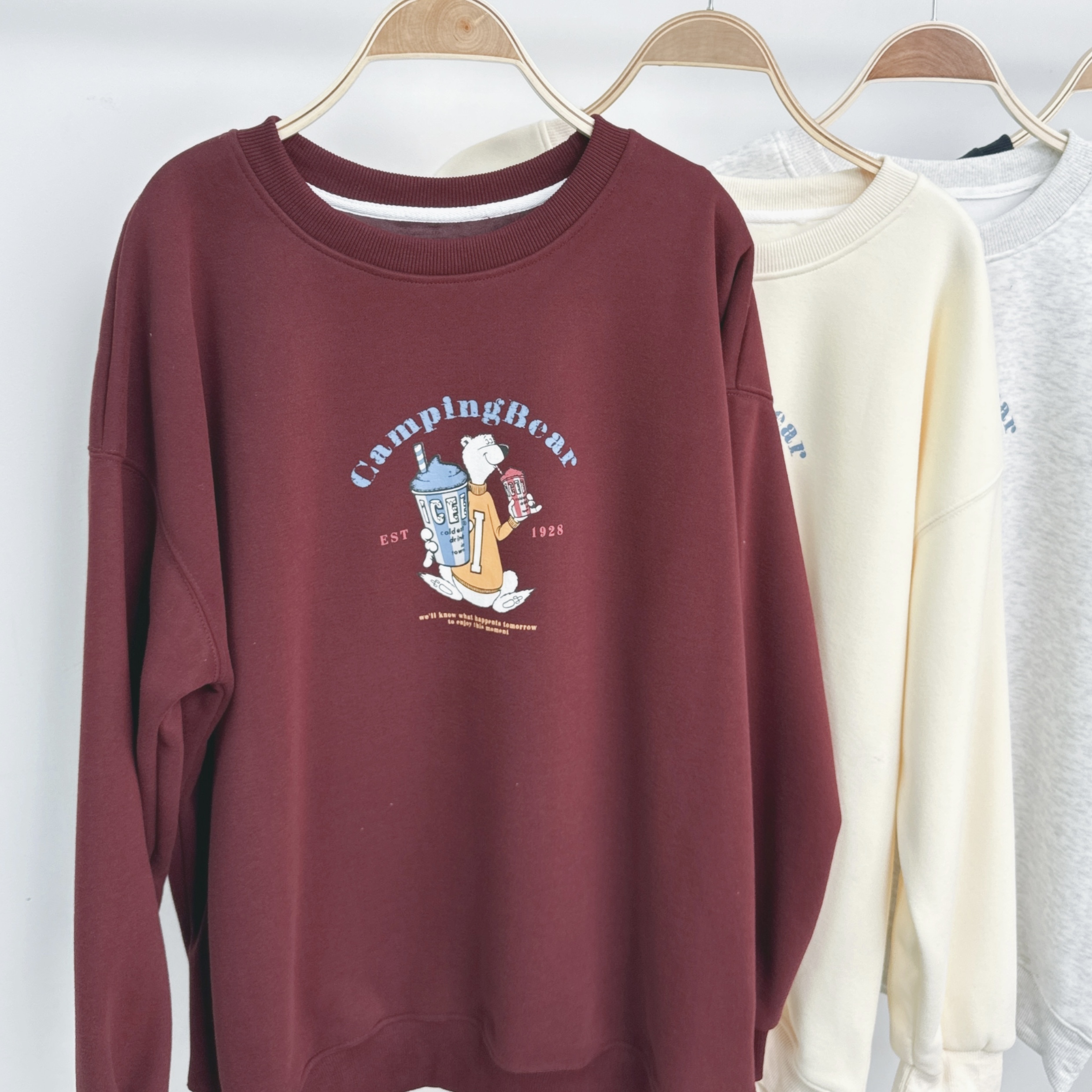 趣味熊仔燙圖滑絲絨底寬鬆版衛衣 (D46-D50)