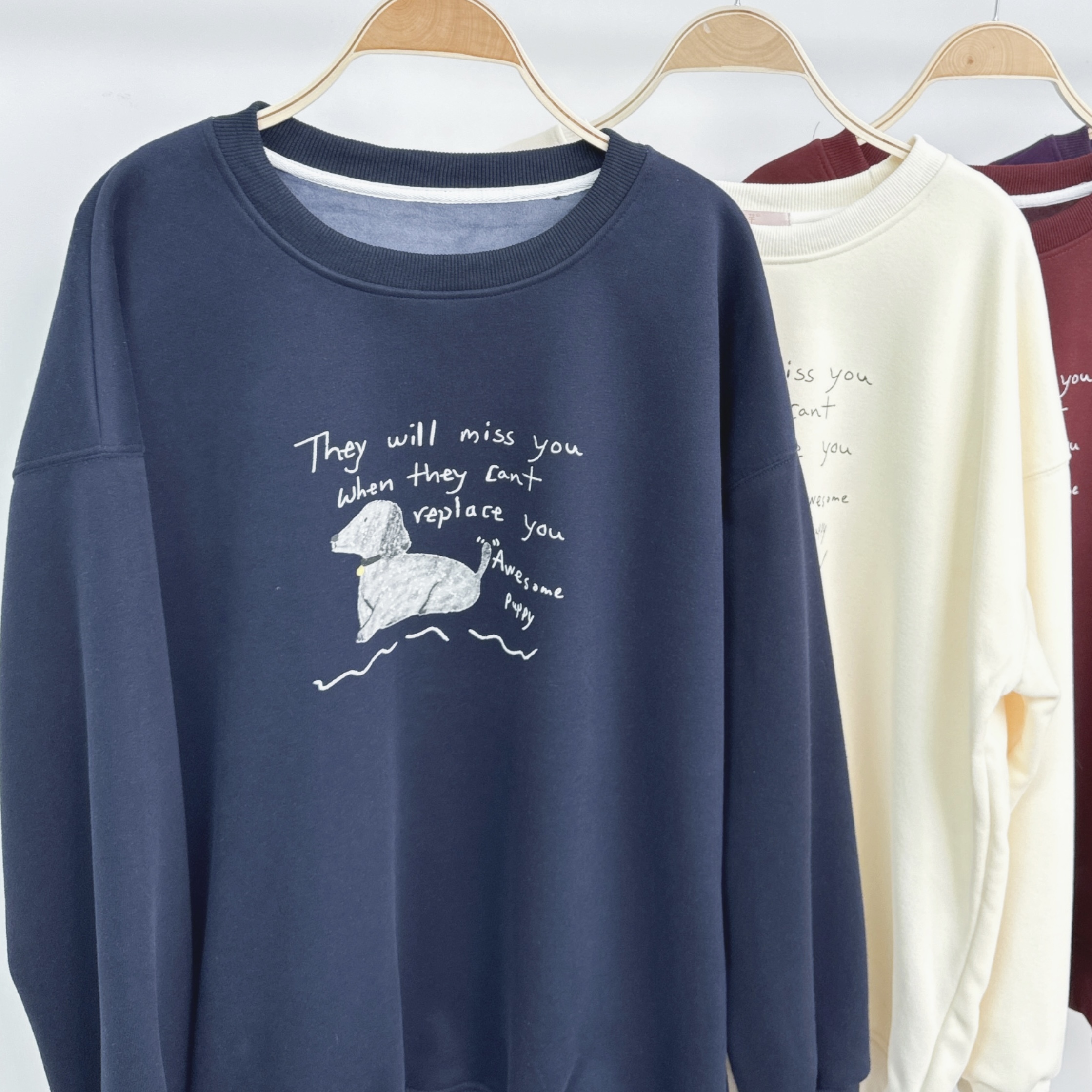 塗鴉字小狗圖案滑絲絨底寬鬆版衛衣 (D31-D35)