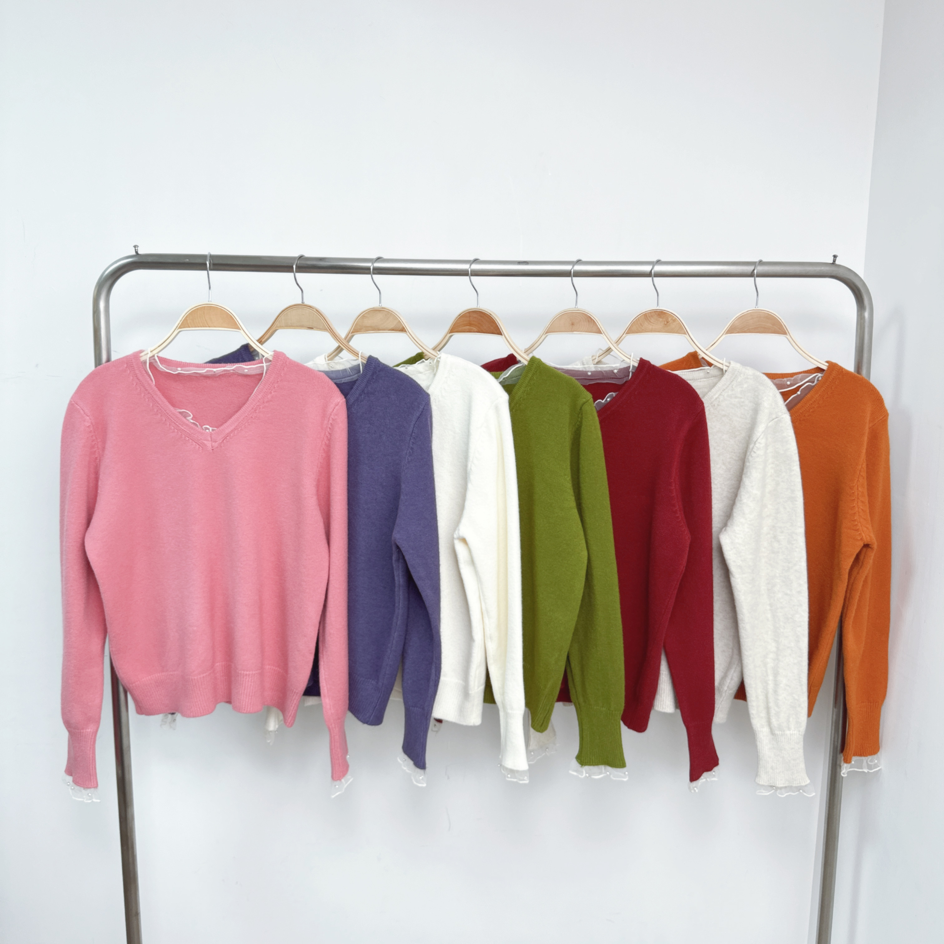 紗網小珍珠花邊V領假兩件彈性冷衫 (D9-D15)