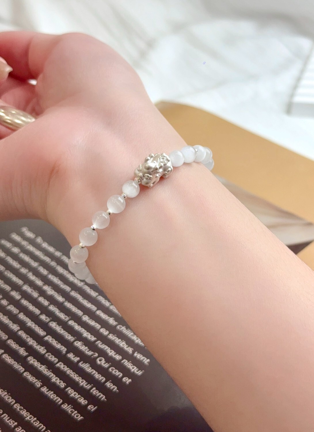 純銀貔貅寶寶貓眼石手鍊