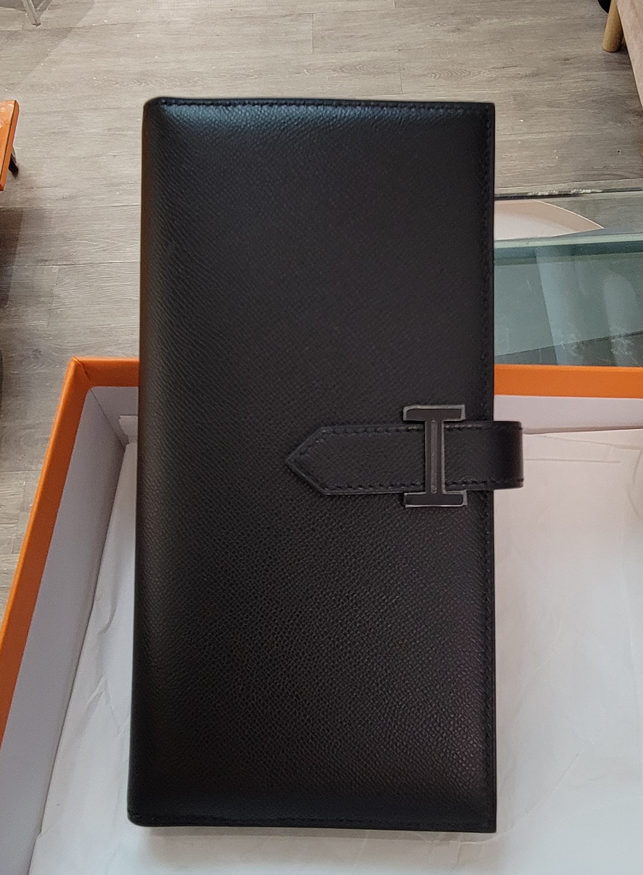 HERMES BEARN WALLET SO BLACK MADAME 長銀包 黑扣