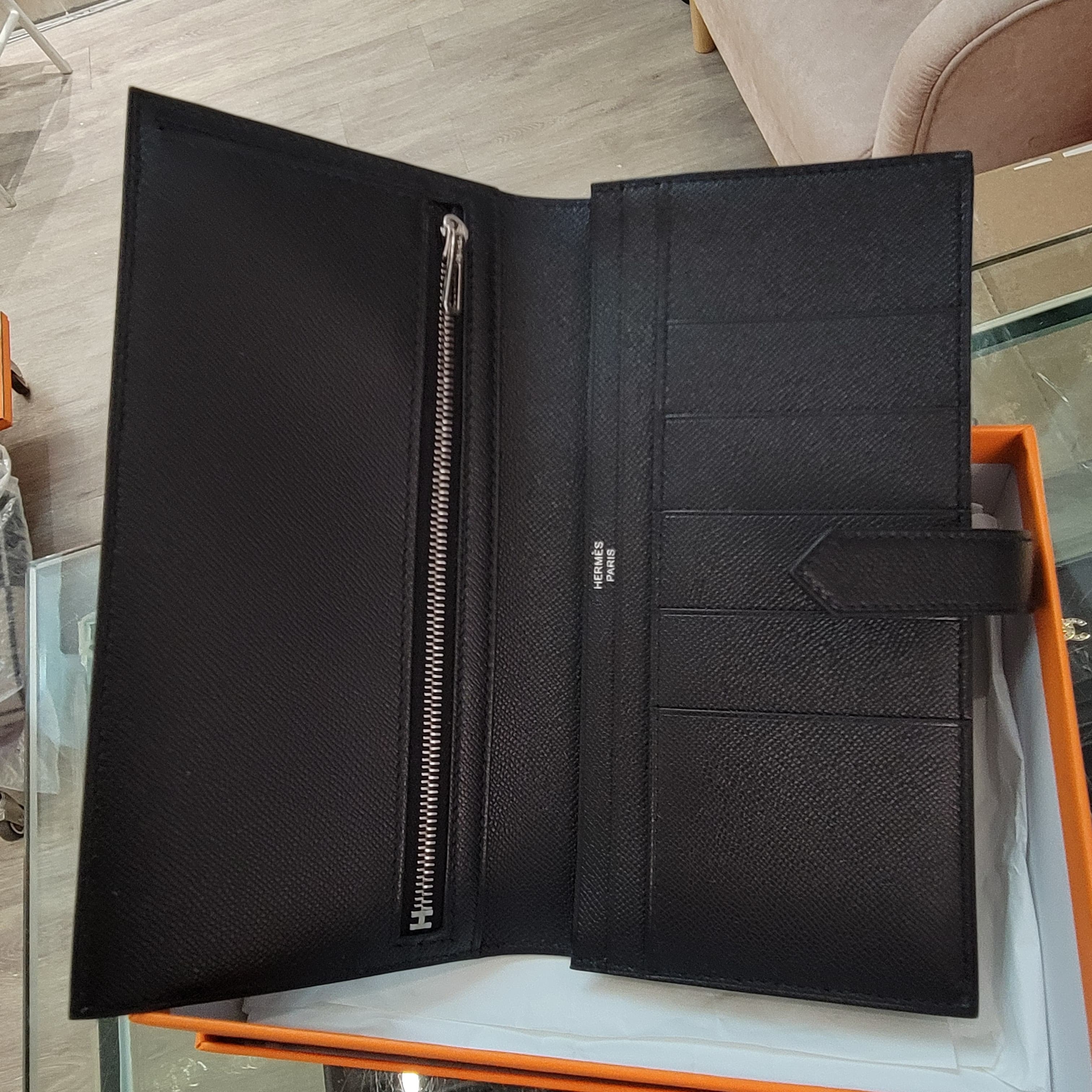 HERMES BEARN WALLET SO BLACK MADAME 長銀包 黑扣