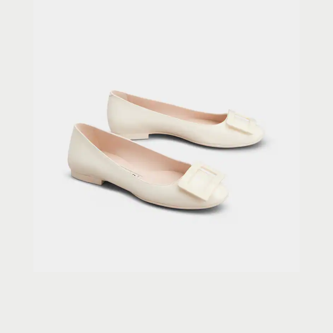 1FF0101-298 [ROGER VIVIER] U Look Ballerinas In Patent Leather Off White (SS26) #RVW66834910D1PC019 (S-EU-E)