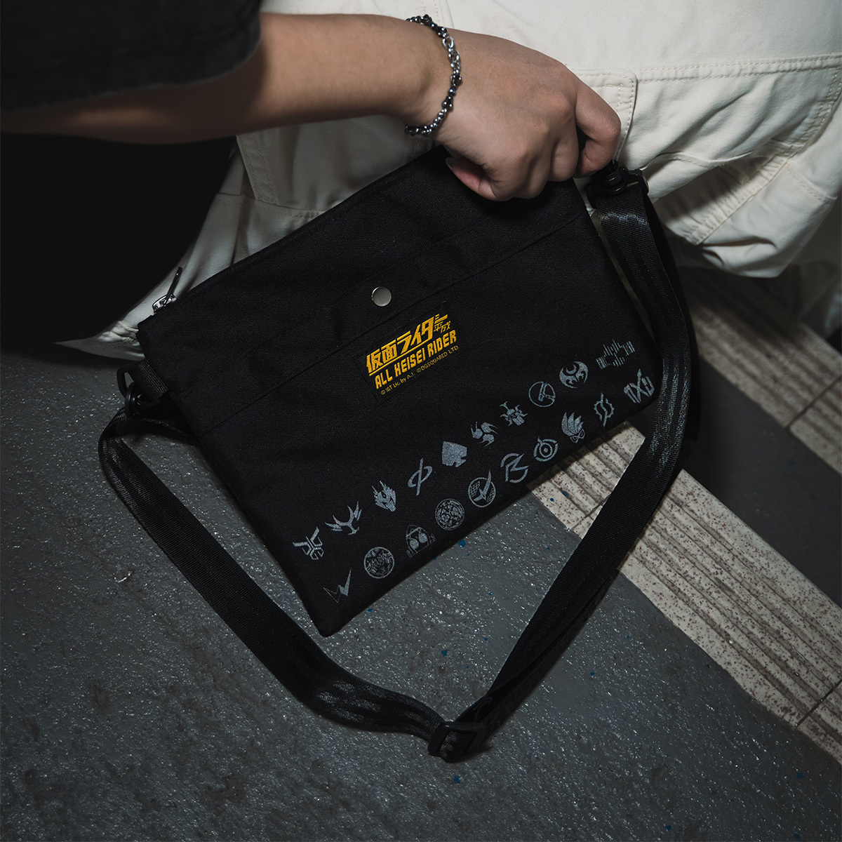 幪面超人斜孭袋