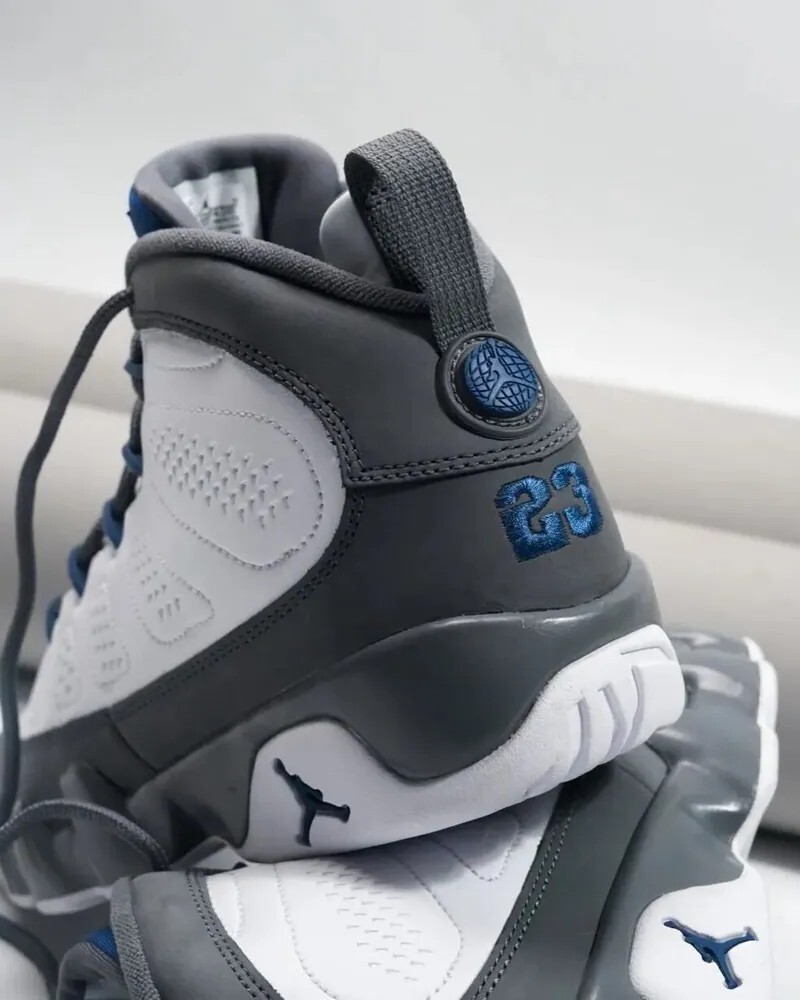 iSNEAKERS｜Air Jordan 9 "Flint Grey" 燧石灰 HV4794-100