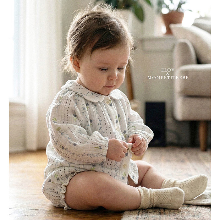 正韓春Monpetitbebe 嫩嬰兩色甜美碎花套裝