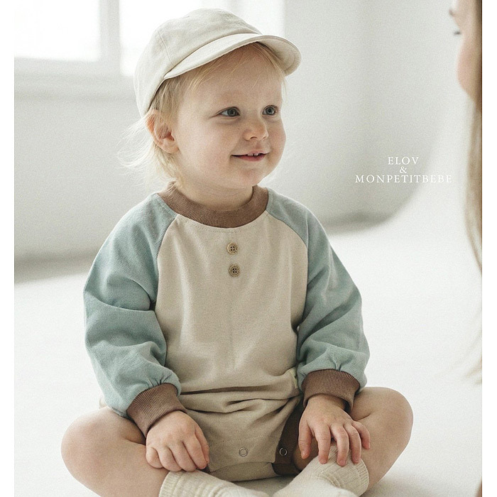 正韓春Monpetitbebe 嫩嬰兩色棉花糖色連身衣