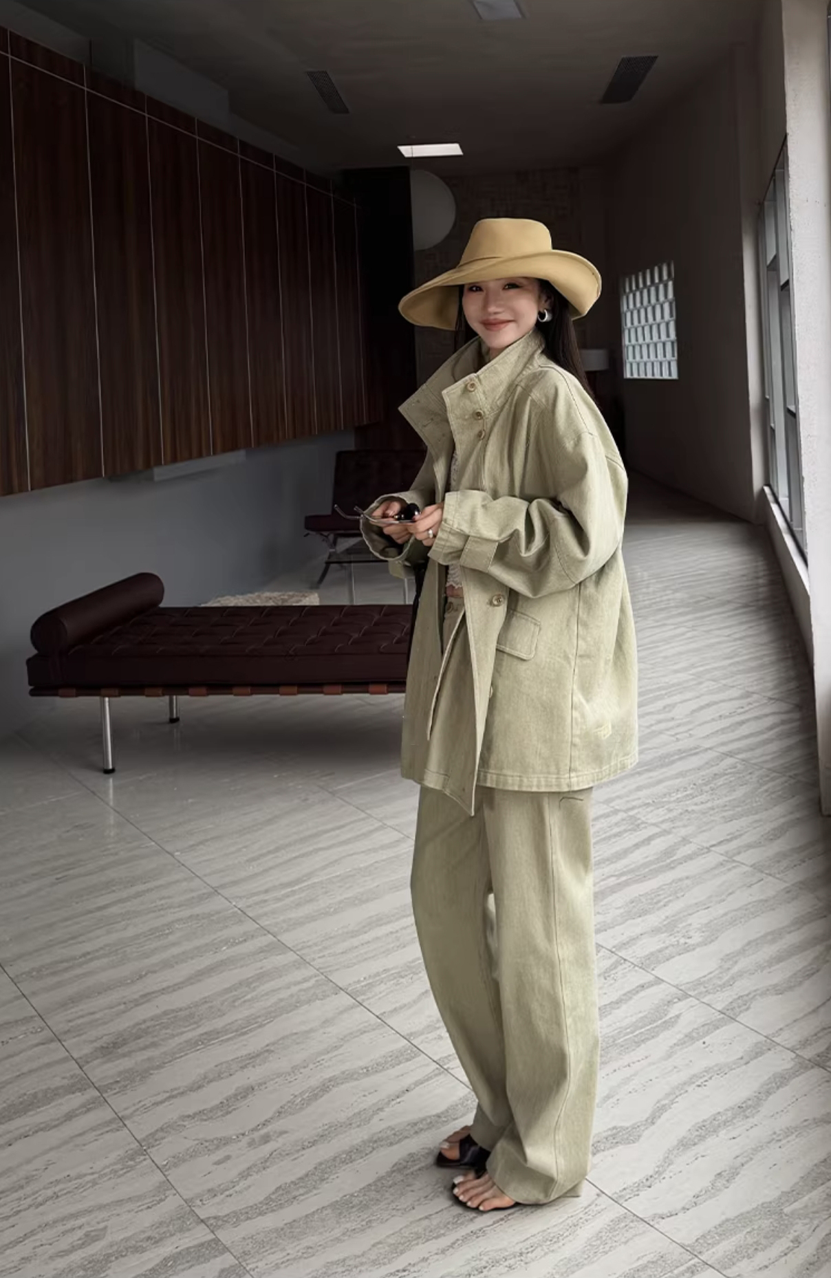 鼠尾草綠翻領排釦風衣外套+長褲SET-S-L (Elegant & Love)