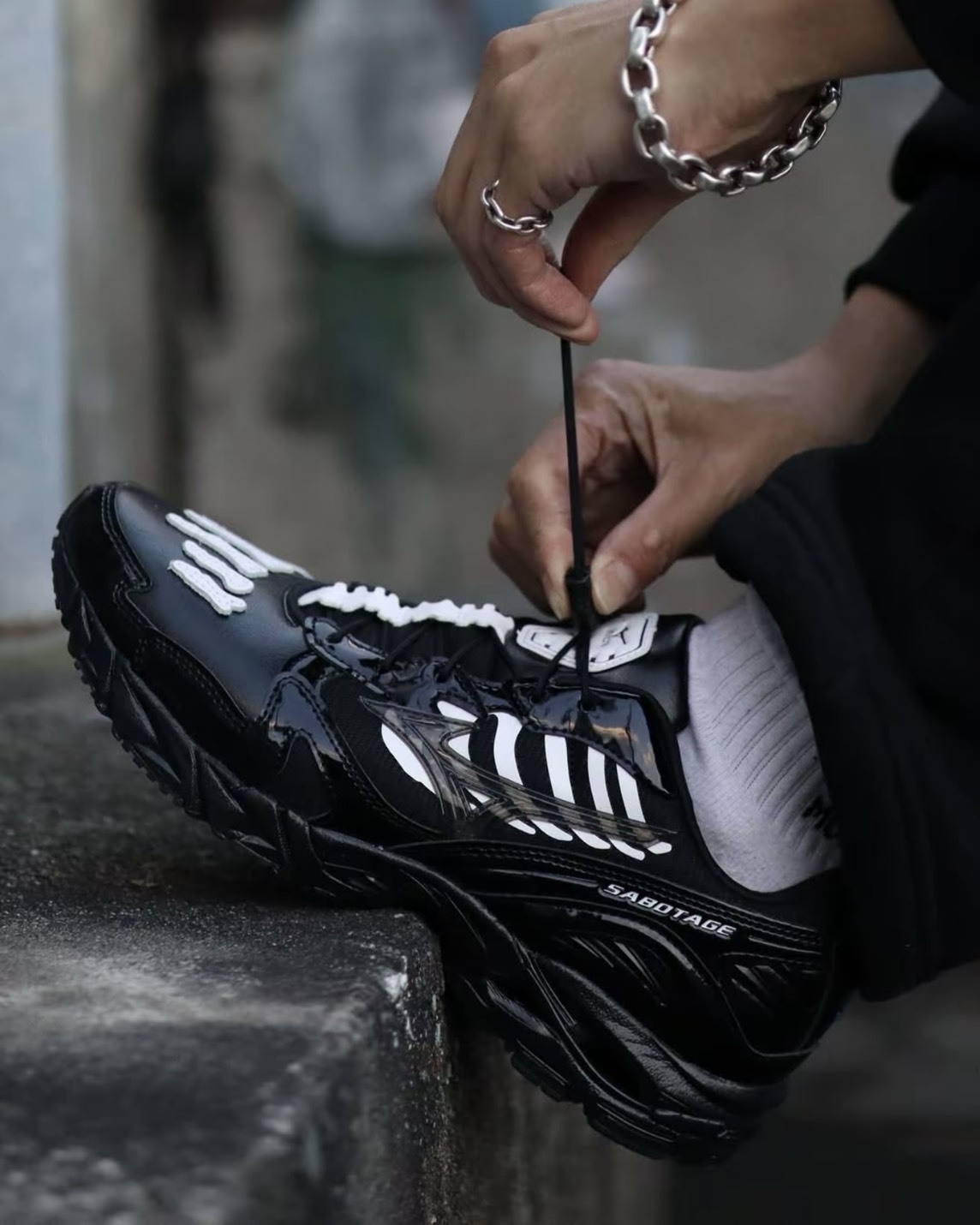 【預購】SBTG X  MIZUNO WAVE RIDER 10 亮黑 D1GD252601