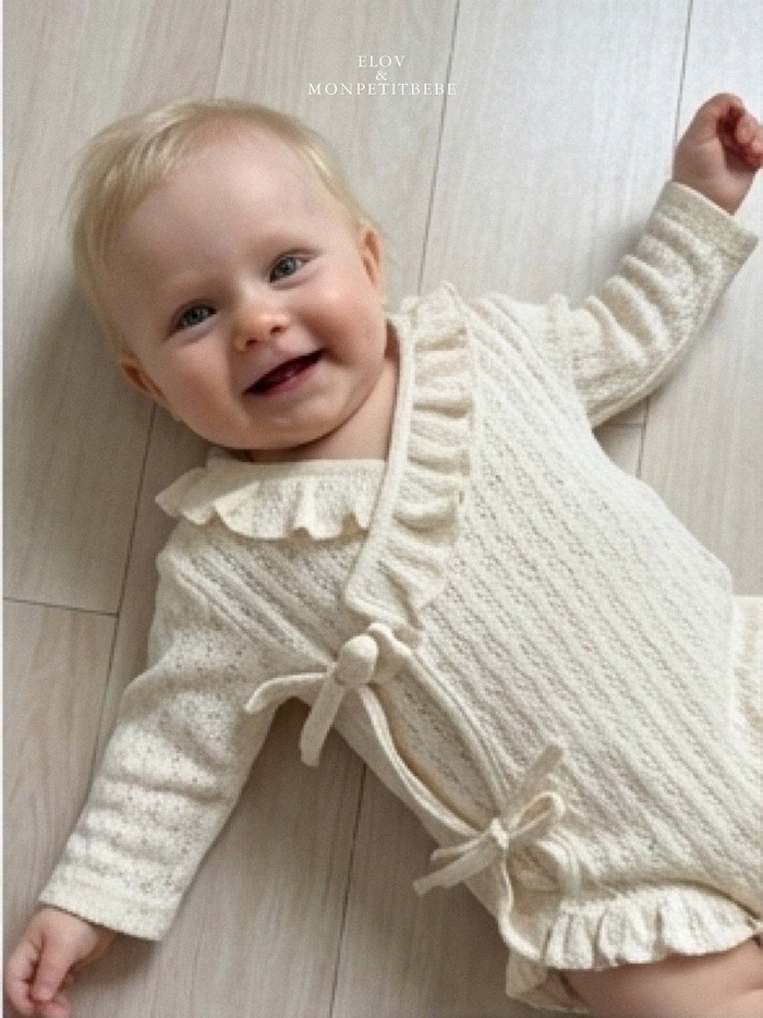 正韓春Monpetitbebe 嫩嬰兩色花邊蝴蝶包屁衣